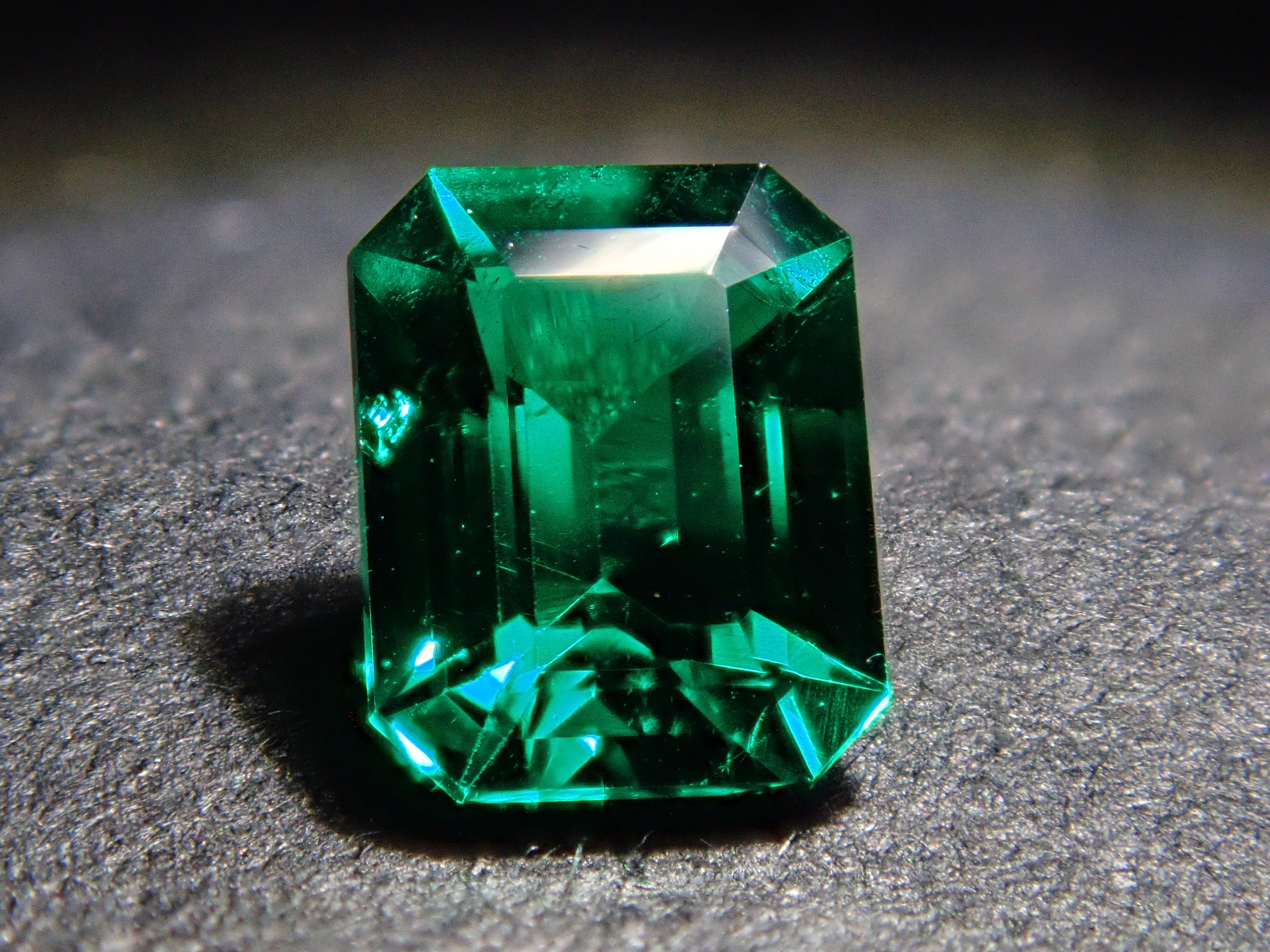 【11/23 22時販売】コロンビア産ノンオイルエメラルド 0.220ctルース GIA