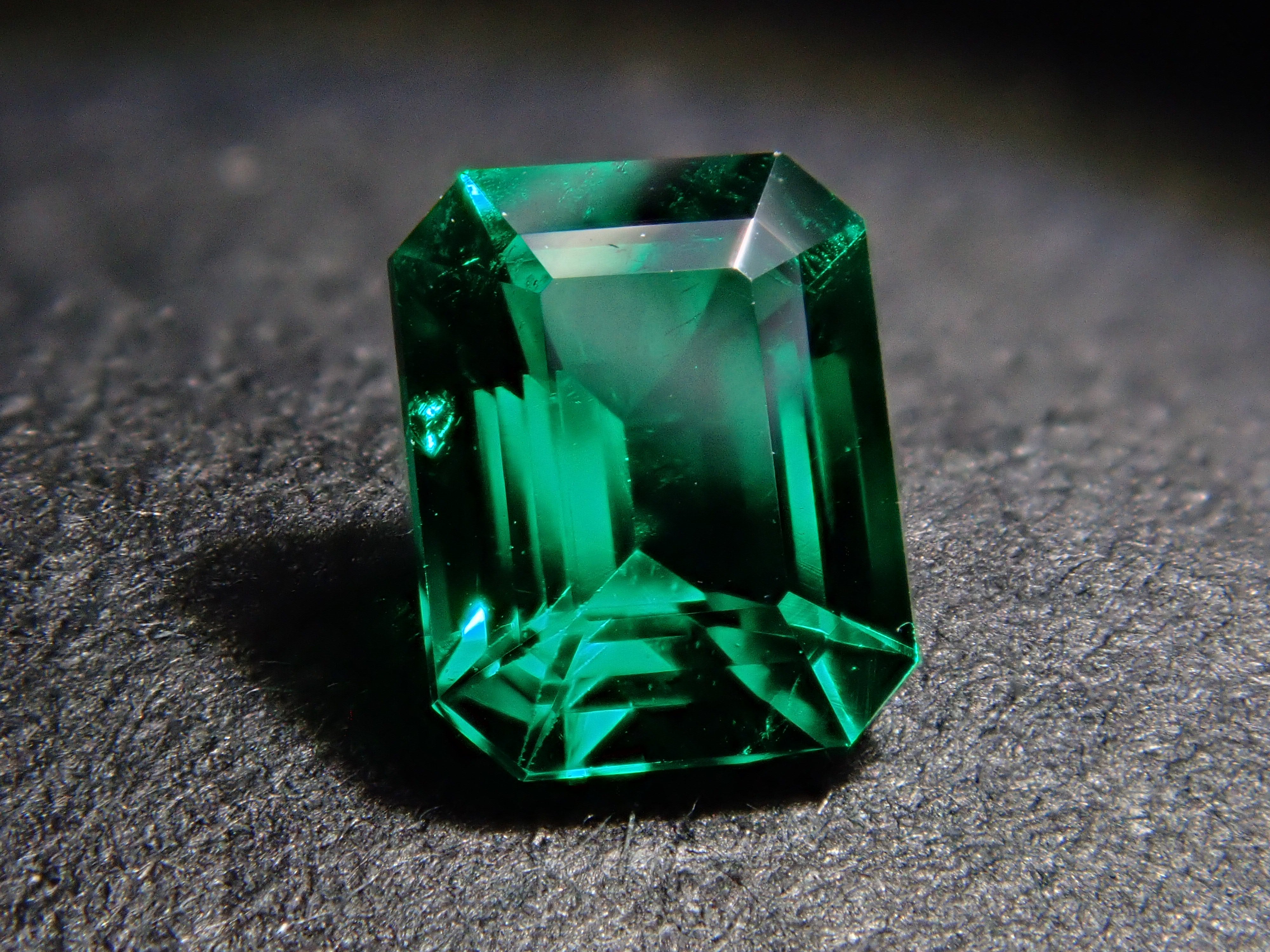 【11/23 22時販売】コロンビア産ノンオイルエメラルド 0.220ctルース GIA