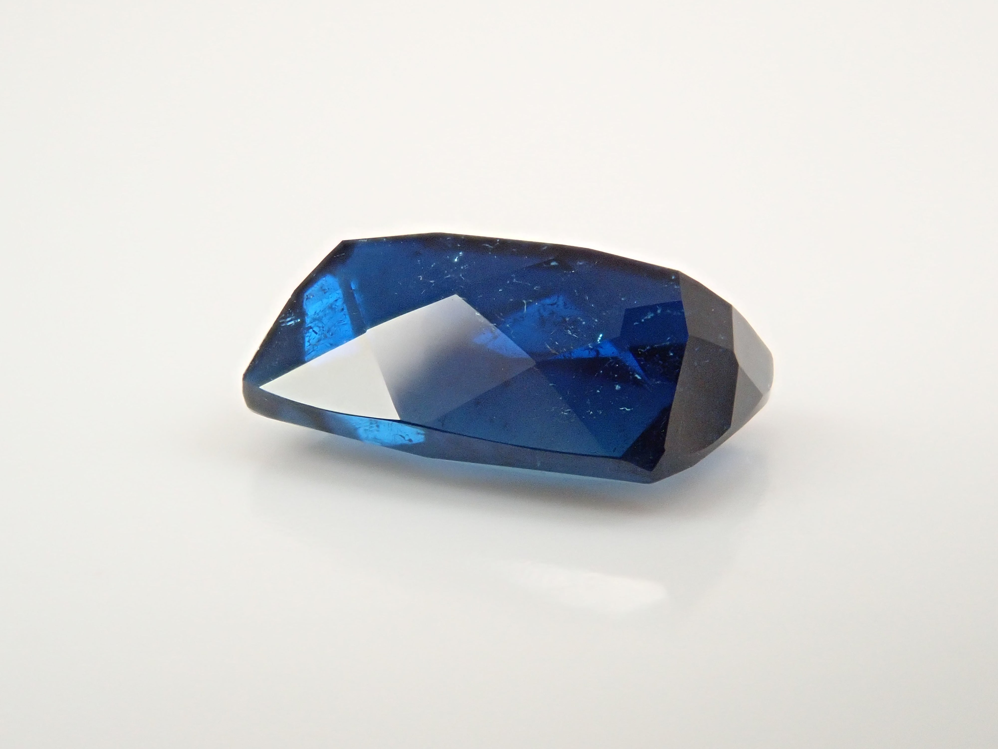 【1/6 22時販売】ブラジル産インディゴライトトルマリン 1.470ctルース 鑑別書