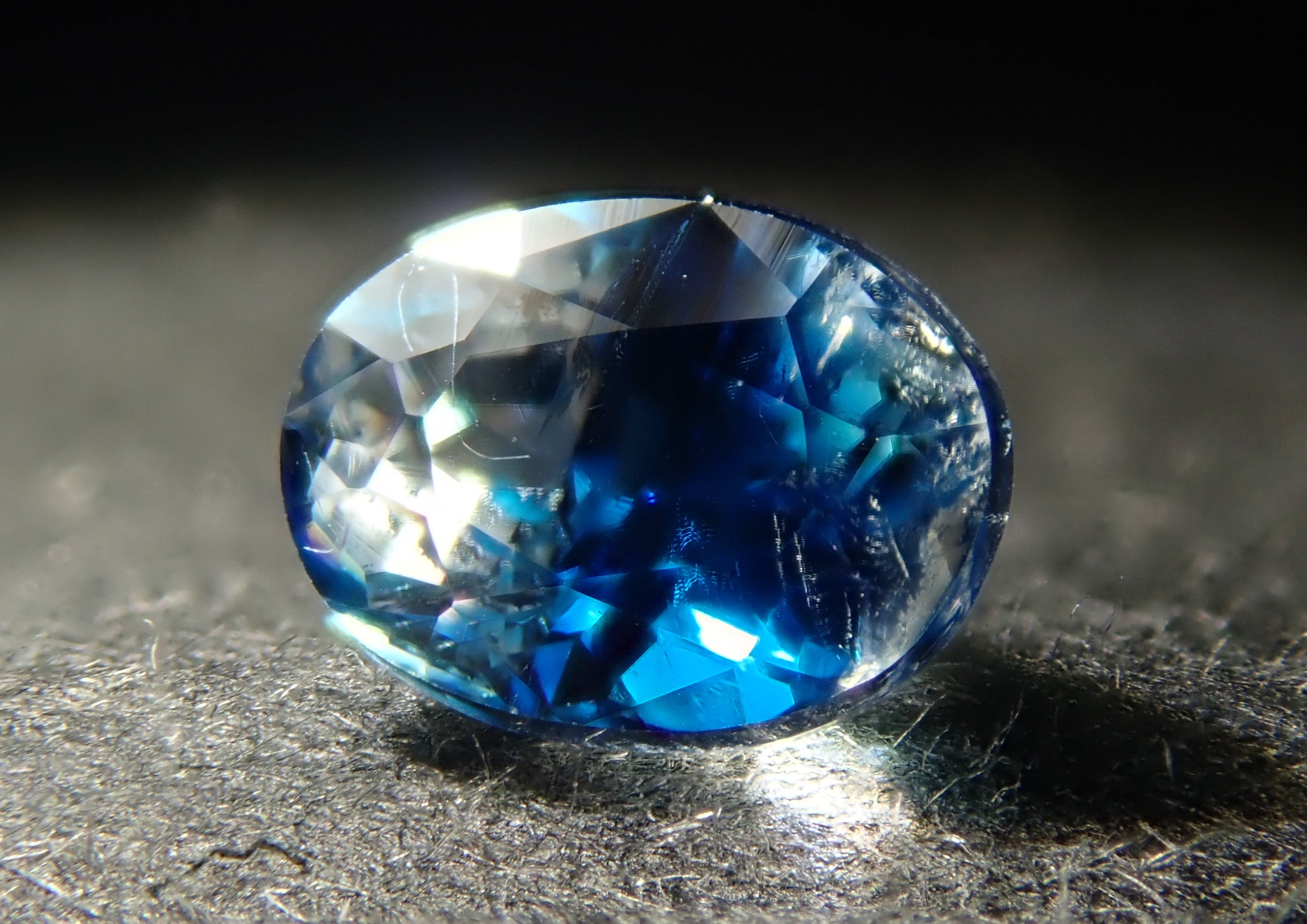 激レアルース✴︎ブルーのバイカラーユークレース太めシルバーK18コンビリング12号 激レアルース✴︎ブルーのバイカラーユークレース太めシルバーK18