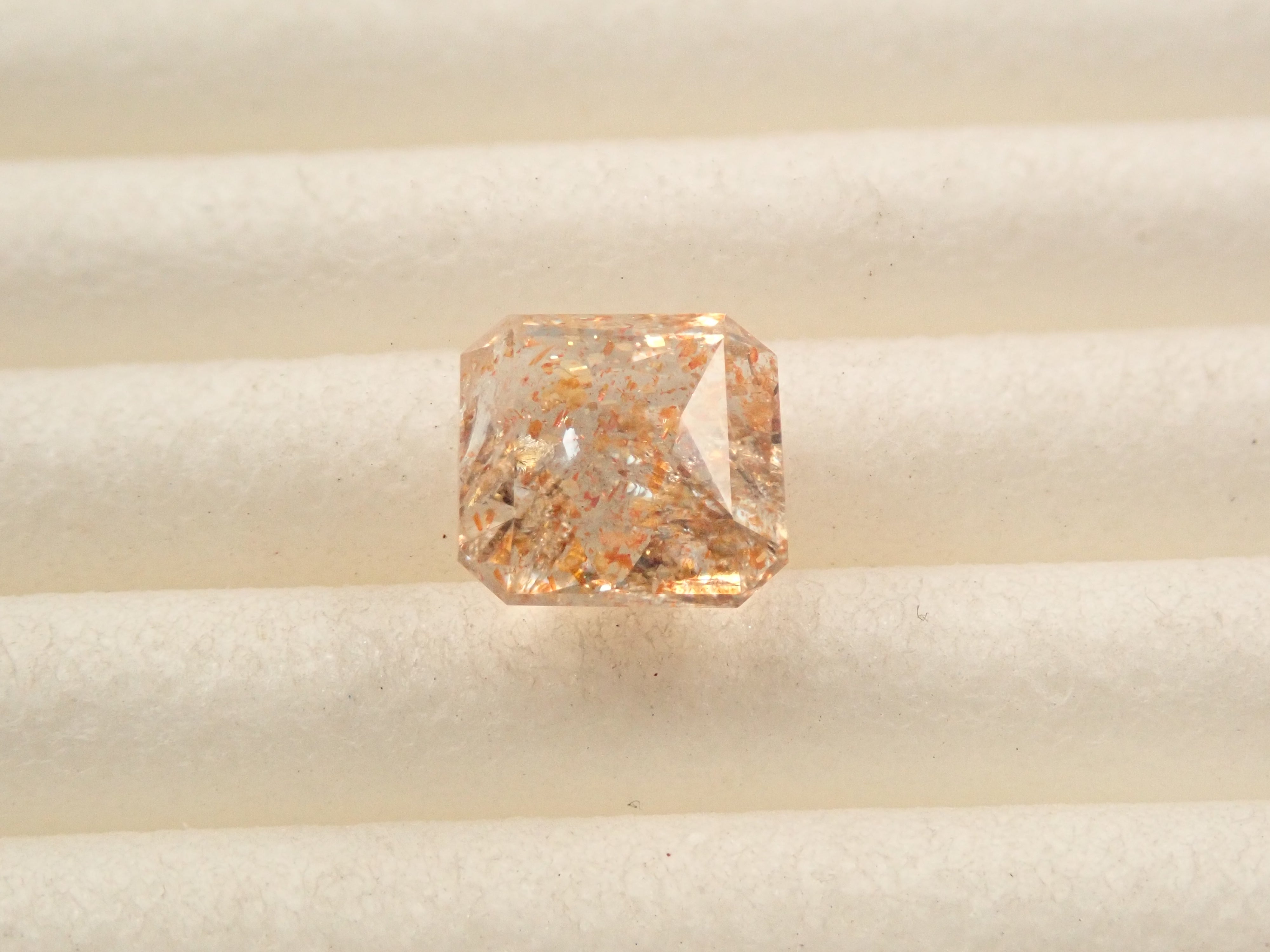 タンザニア産サンストーン 0.807ctルース