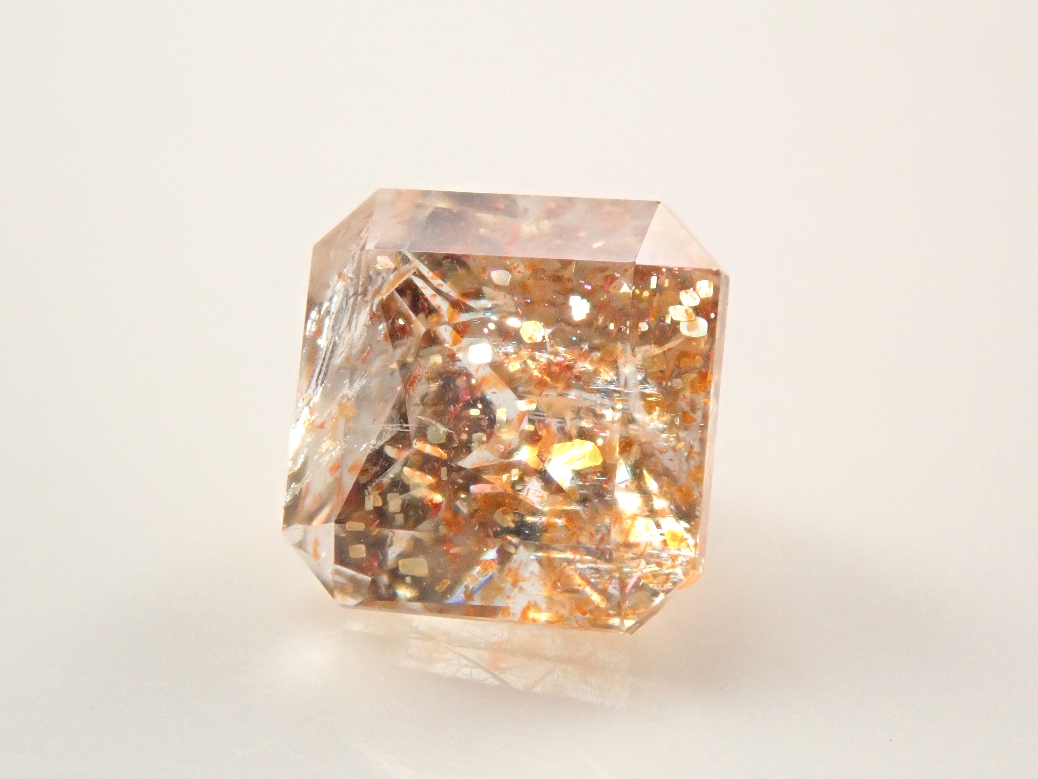 タンザニア産サンストーン 0.807ctルース