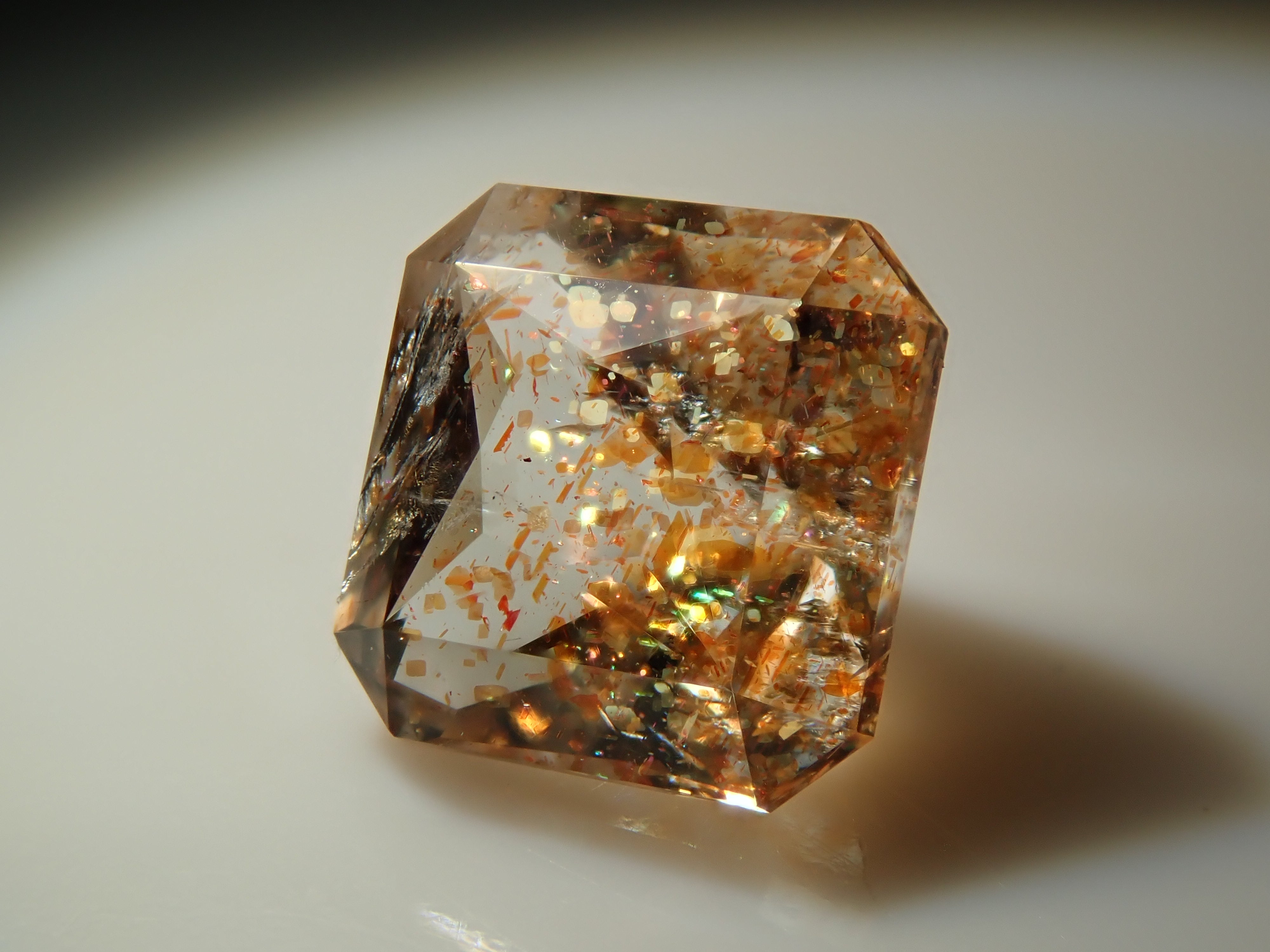 タンザニア産サンストーン 0.807ctルース