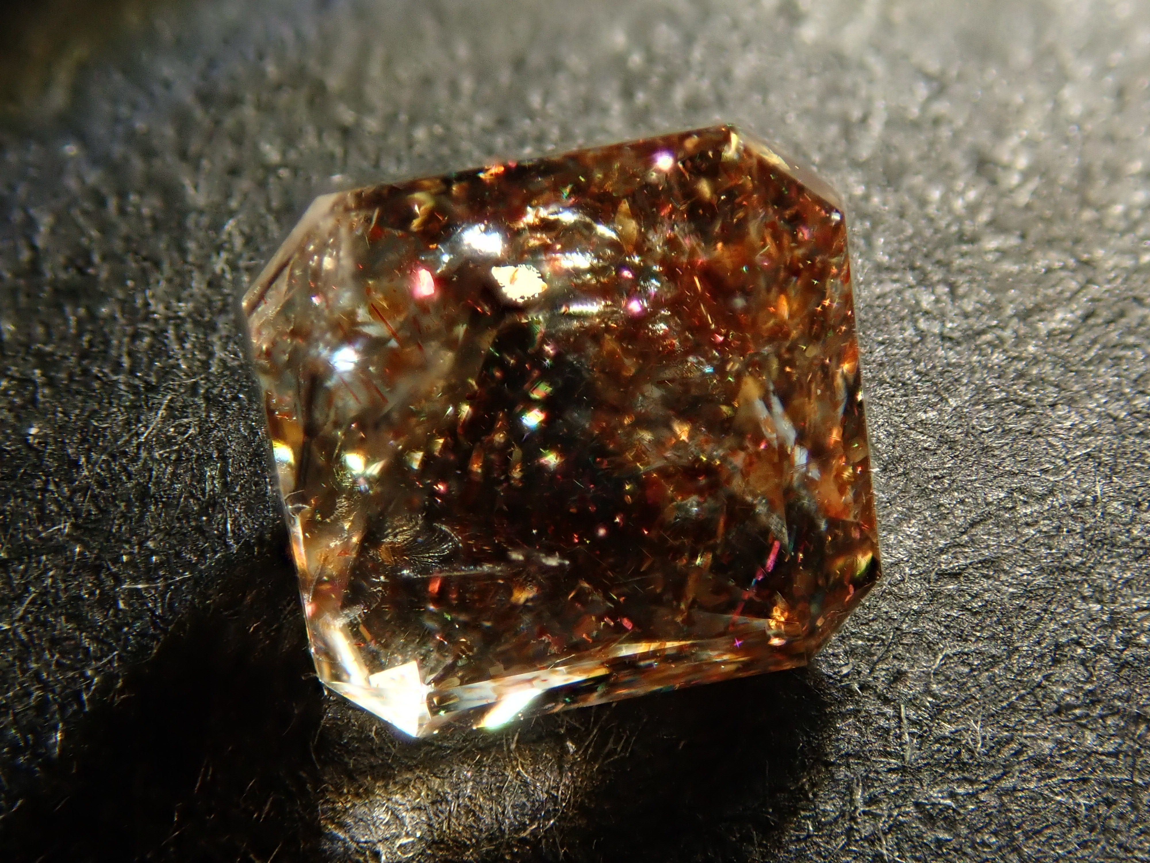 タンザニア産サンストーン 0.807ctルース