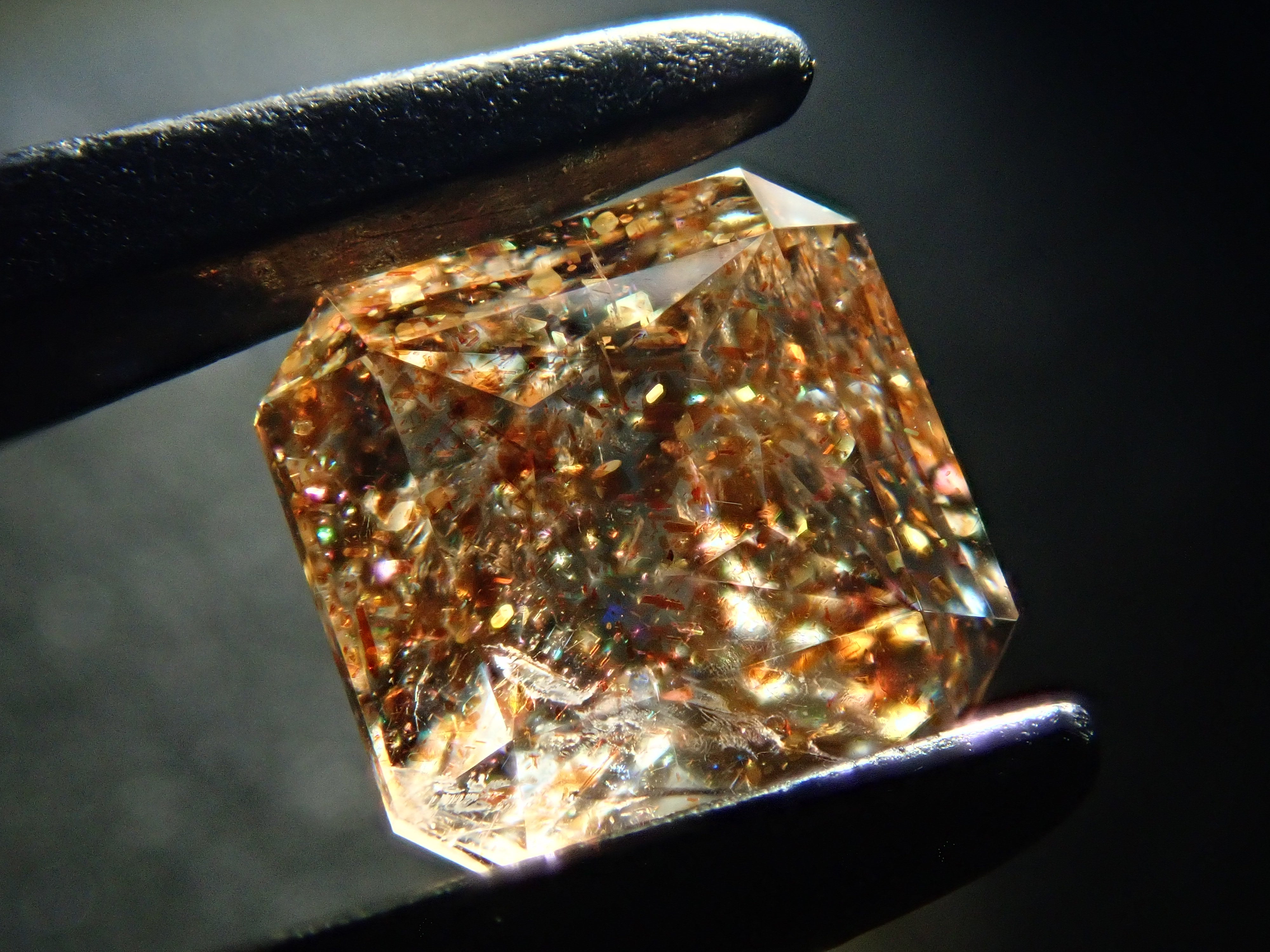 タンザニア産サンストーン 0.807ctルース