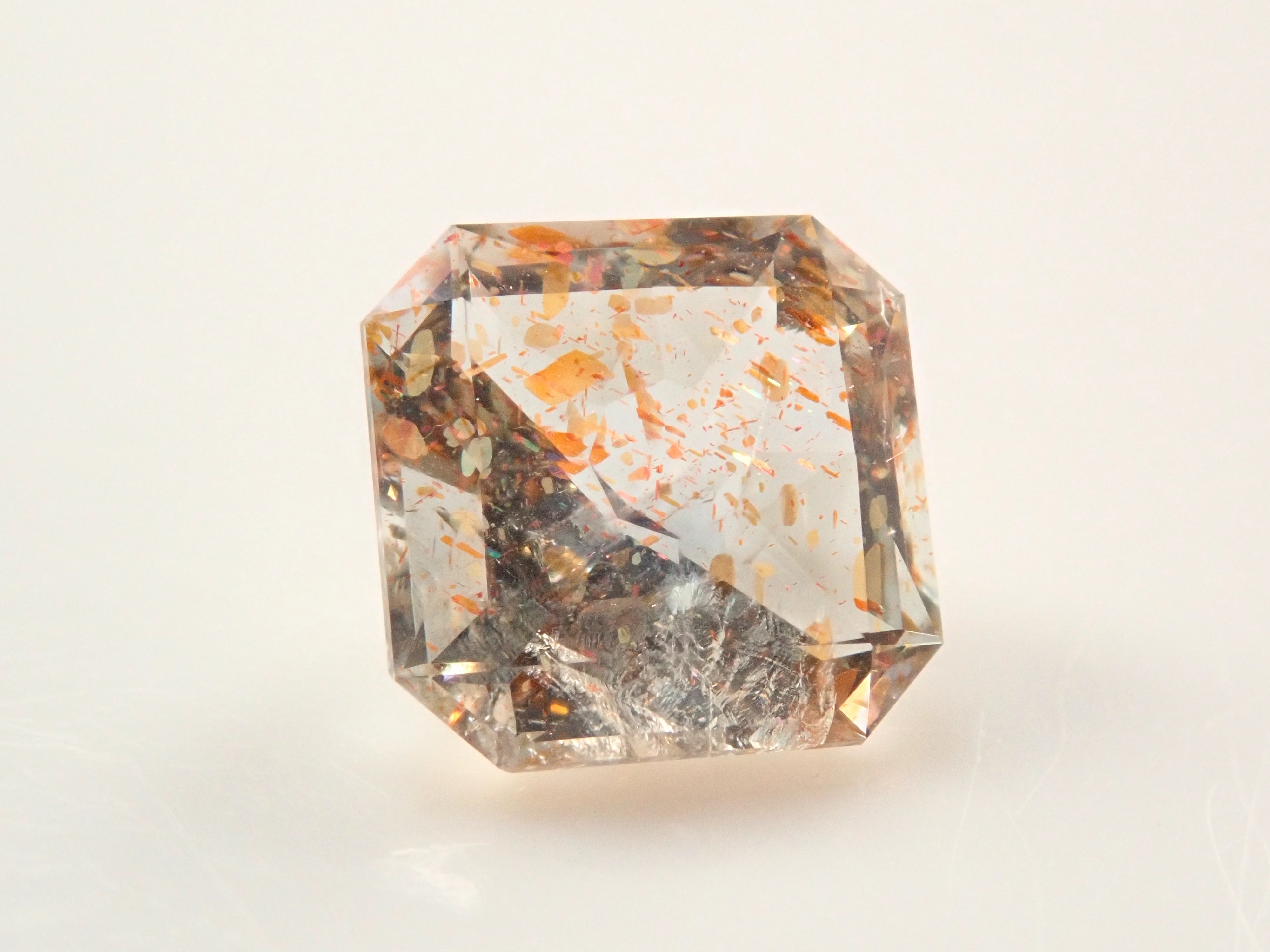 タンザニア産サンストーン 0.980ctルース