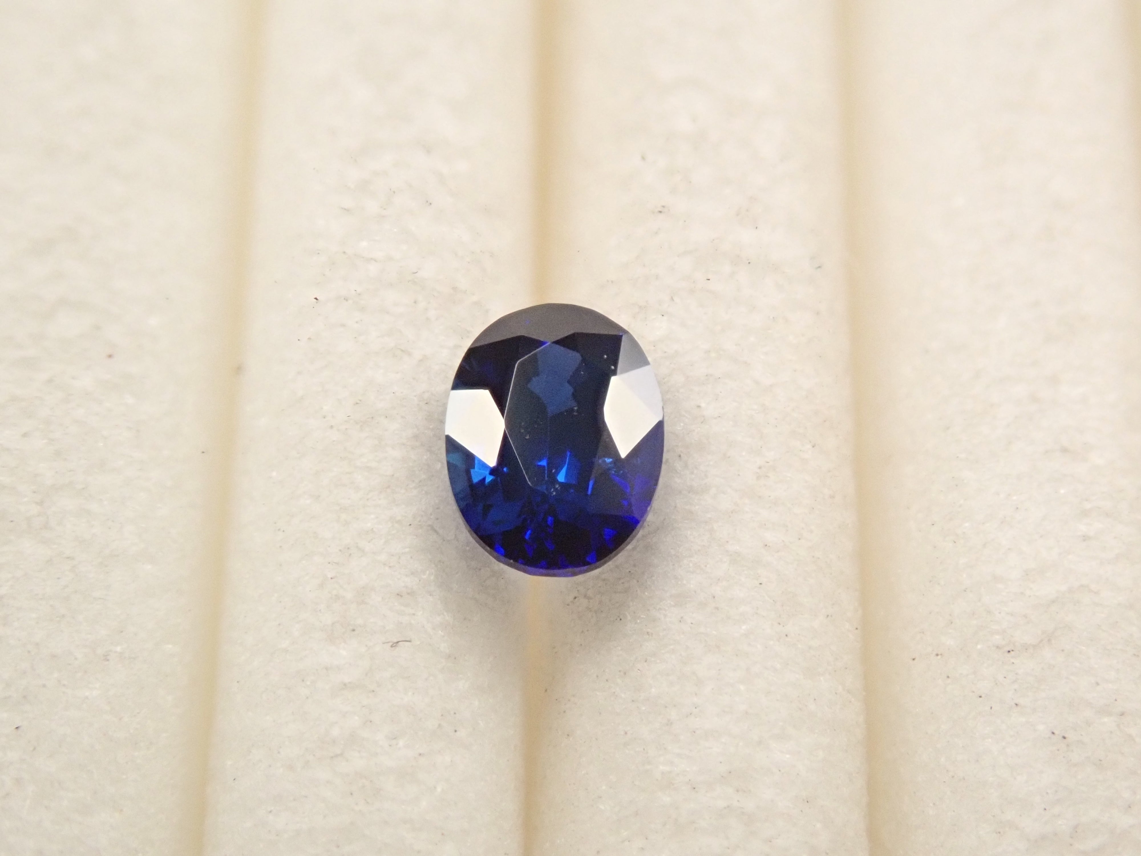 スリランカ産ブルーサファイア 0.187ctルース
