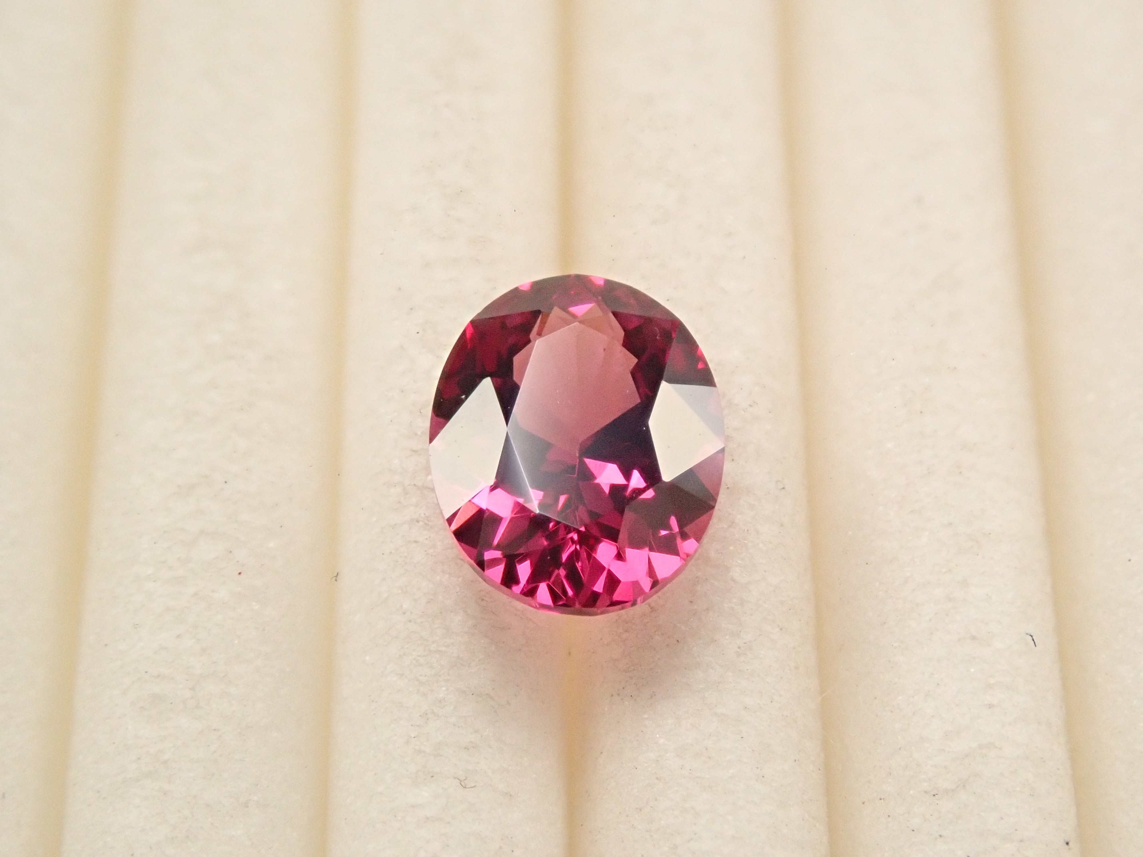 モザンビーク産ルベライト 0.814ctルース