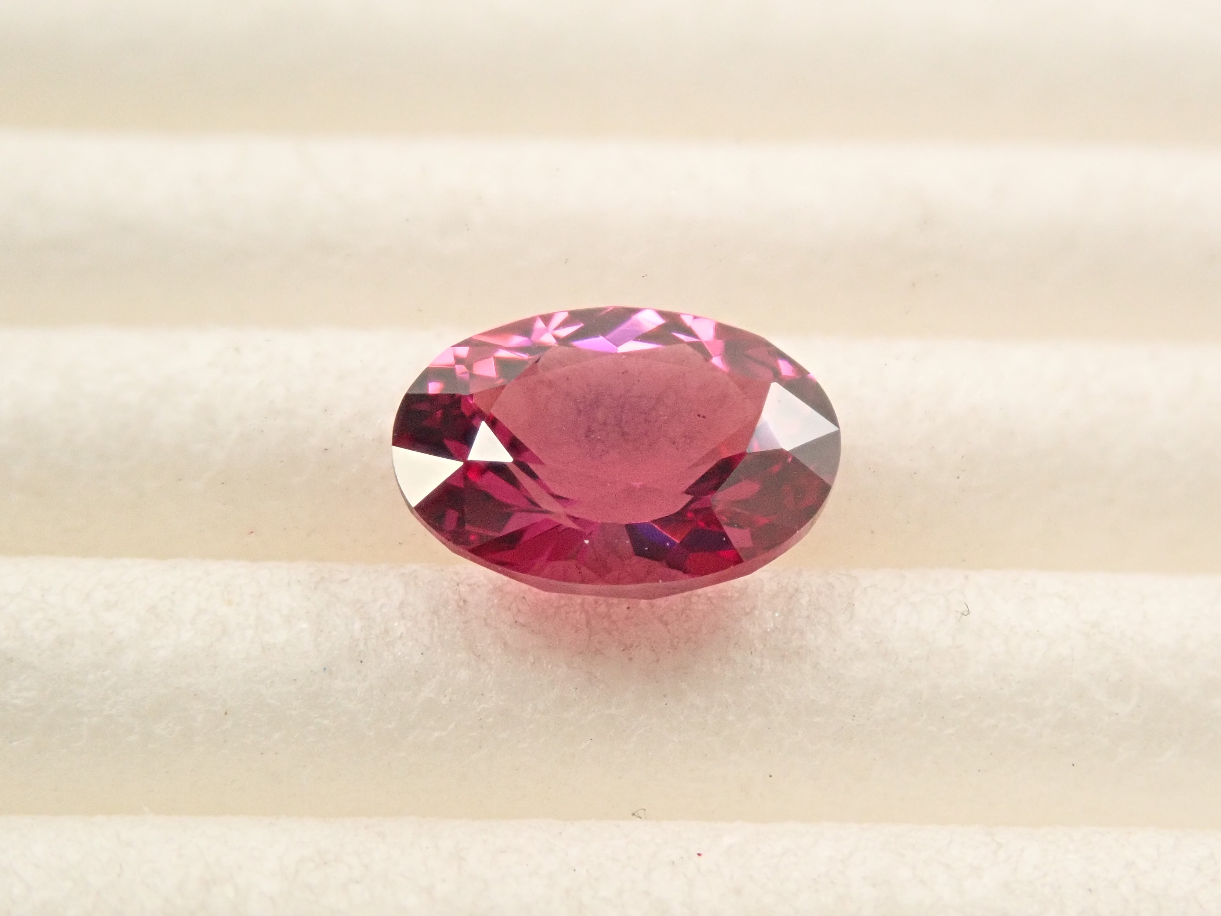 モザンビーク産ルベライト 0.814ctルース