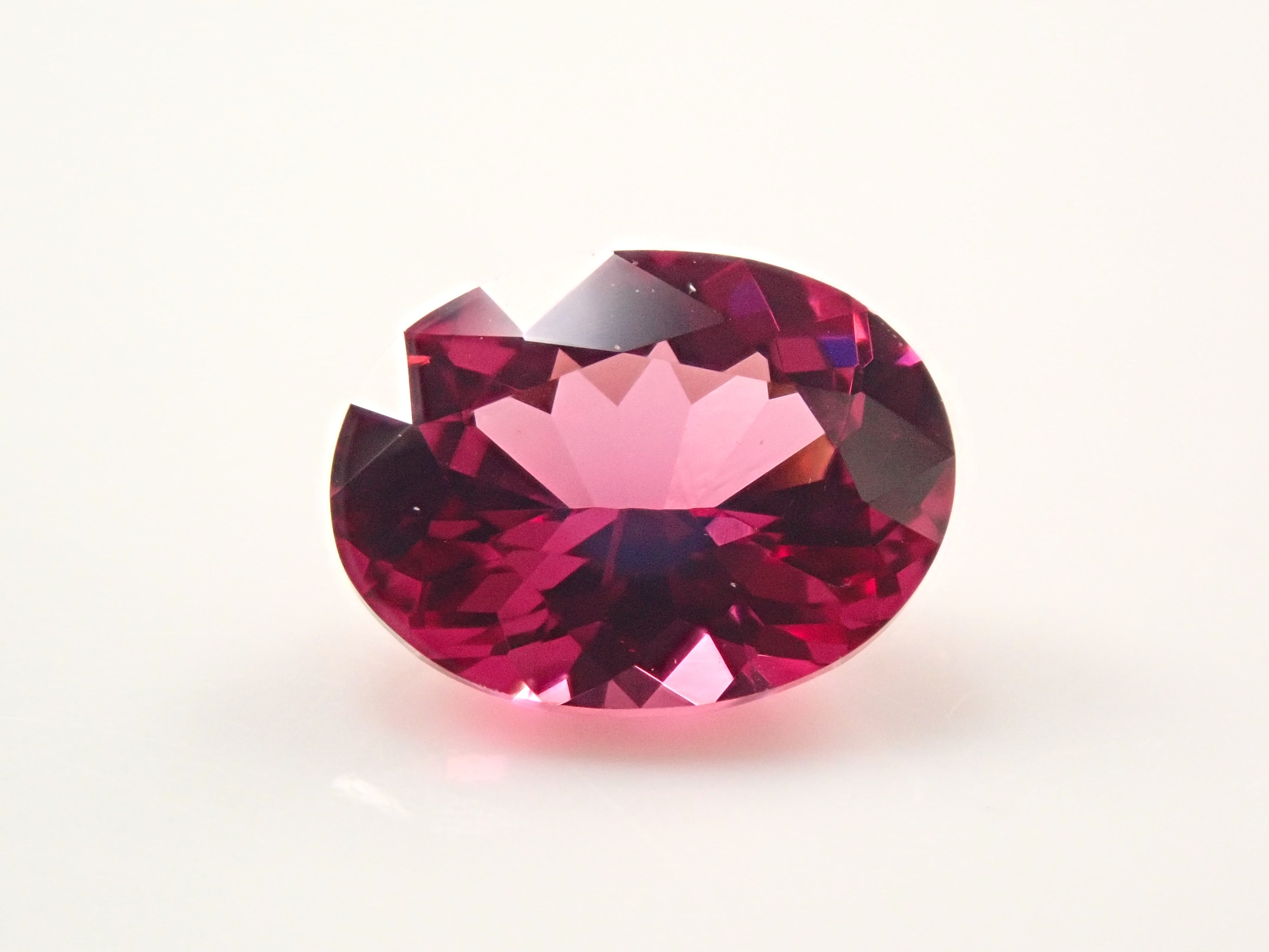 モザンビーク産ルベライト 0.814ctルース