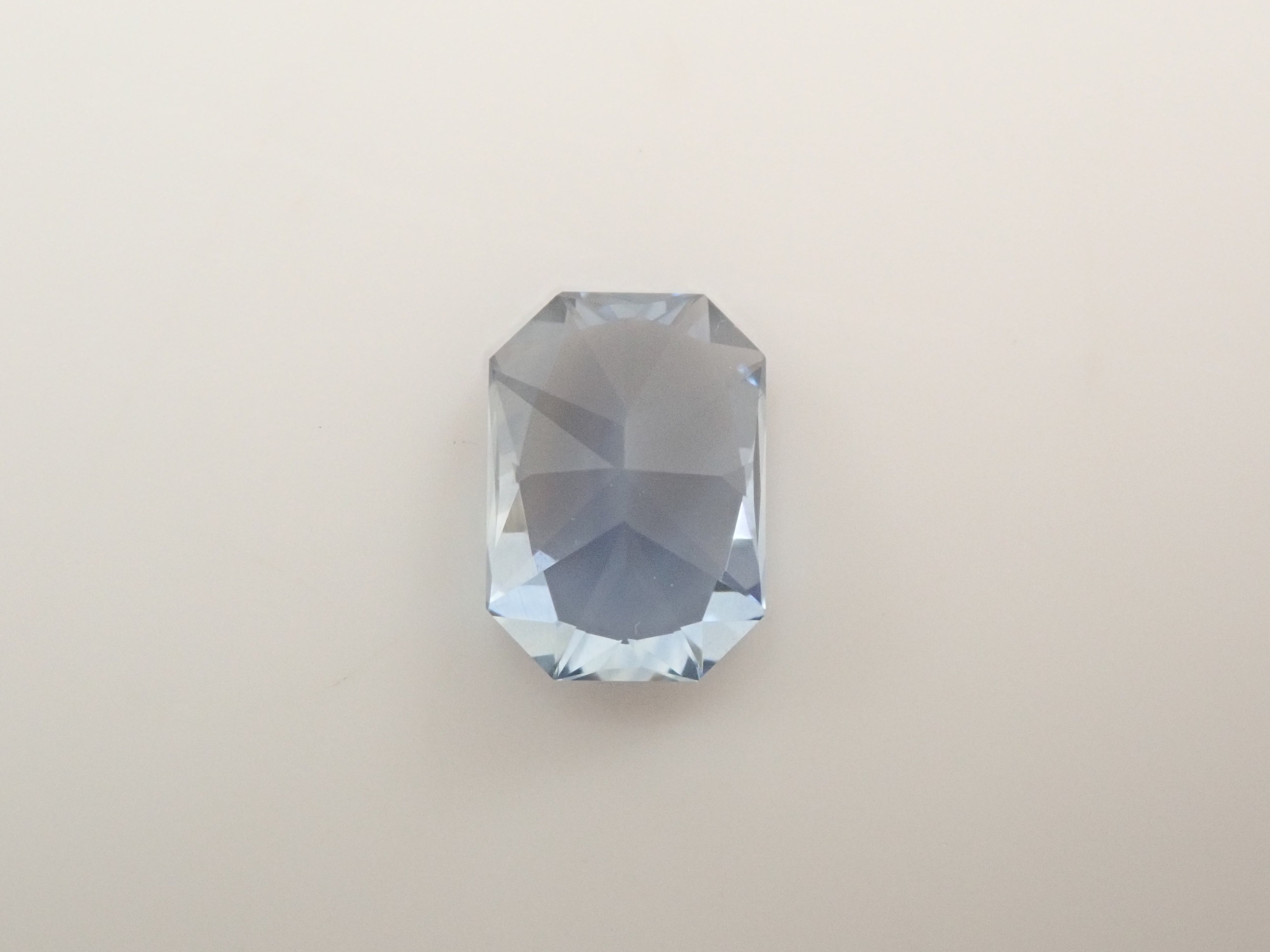 スリランカ産ブルーサファイア 0.555ctルース