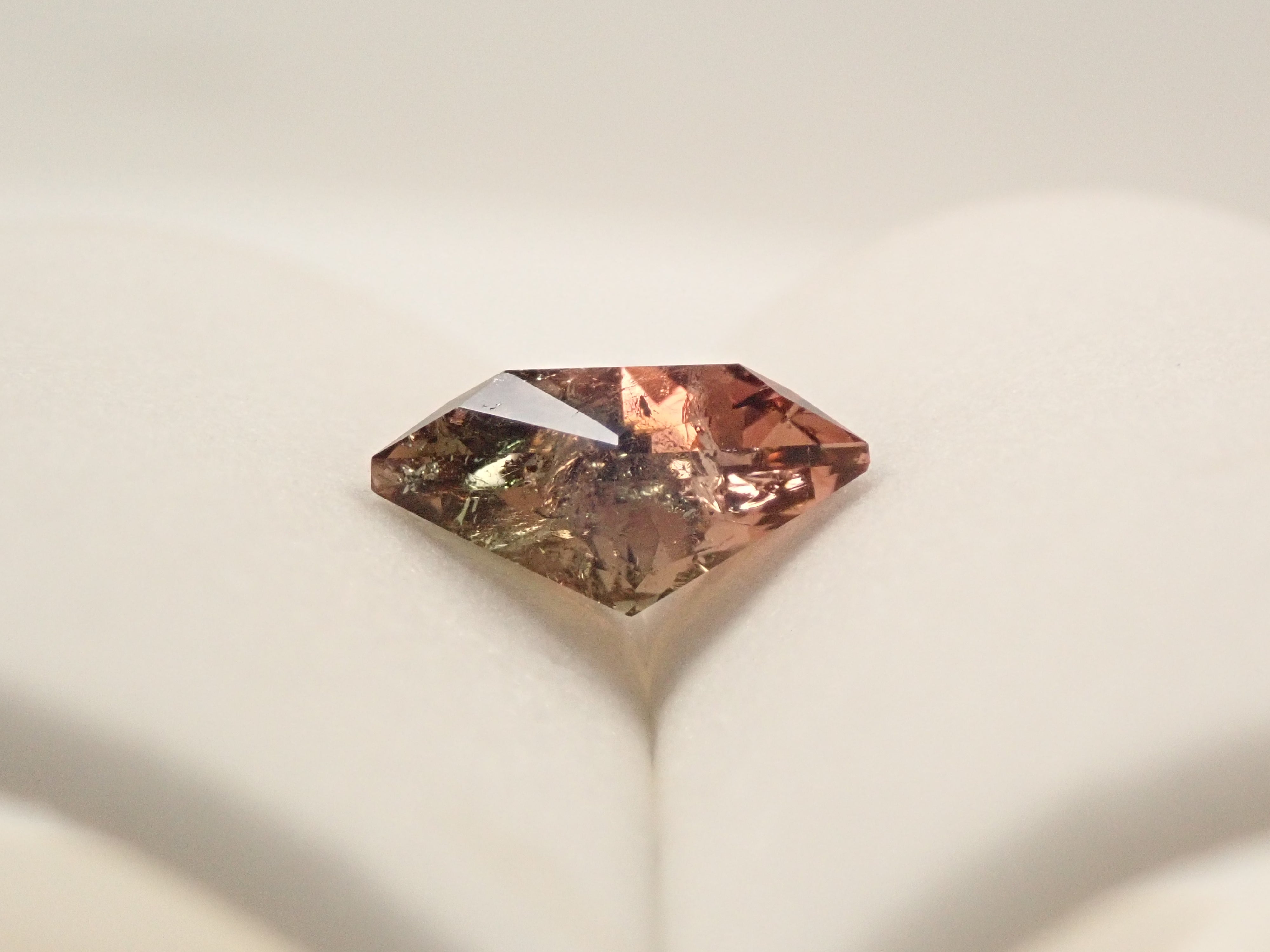 イリュージョンバイカラートルマリン 3.202ctルース