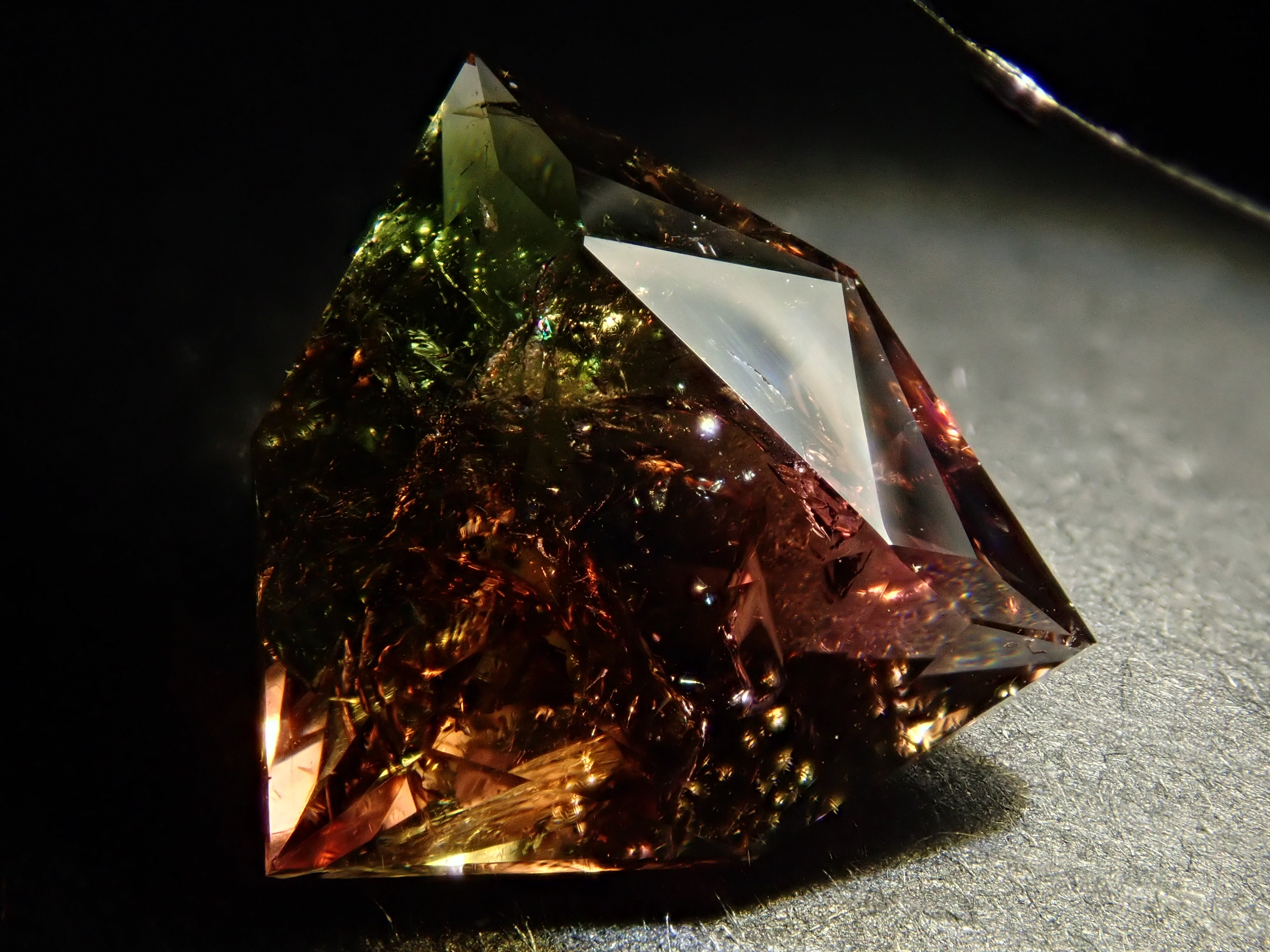 イリュージョンバイカラートルマリン 3.202ctルース