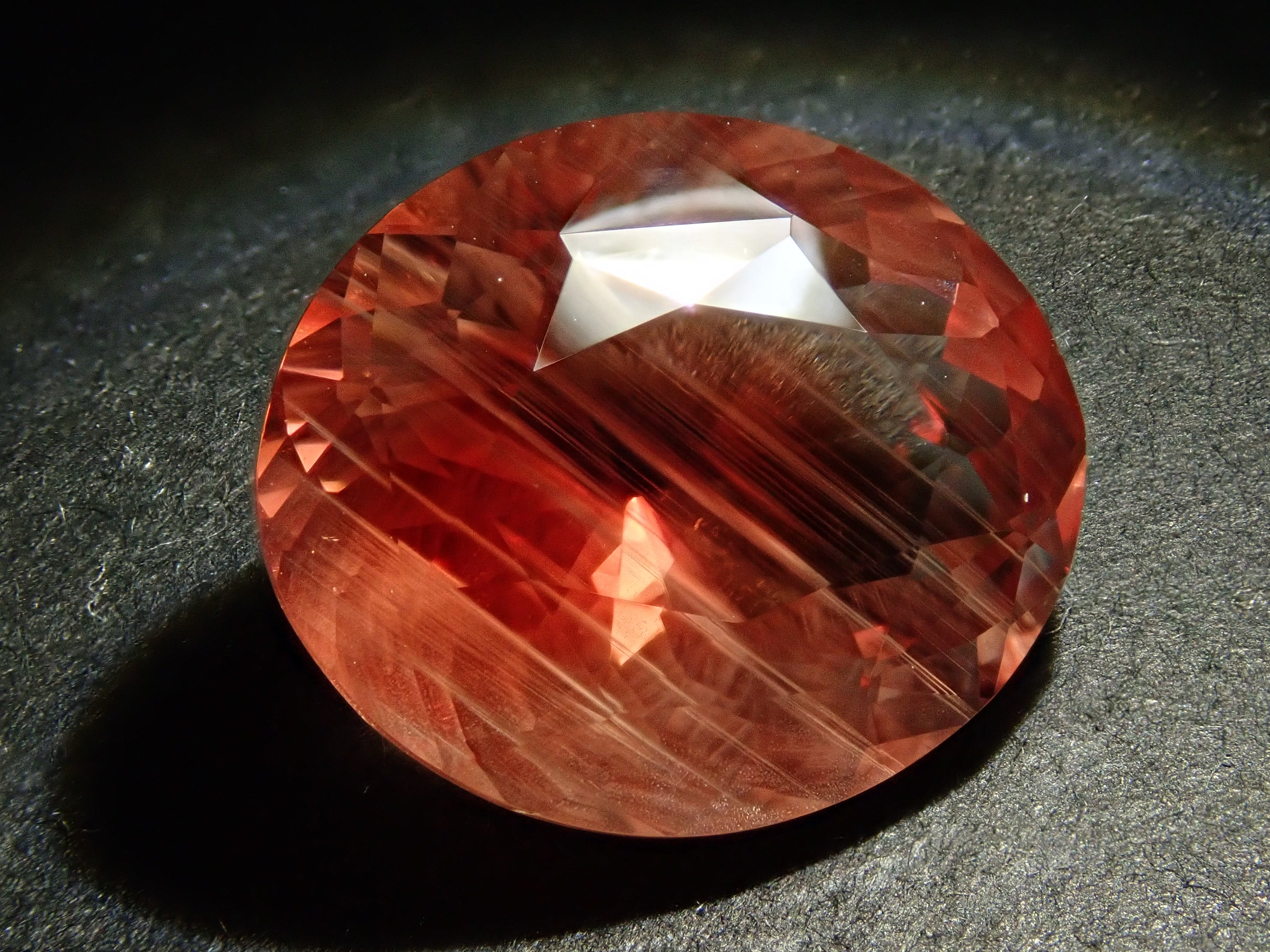 【抽選販売110907】アメリカ産オレゴンサンストーン 4.678ctルース