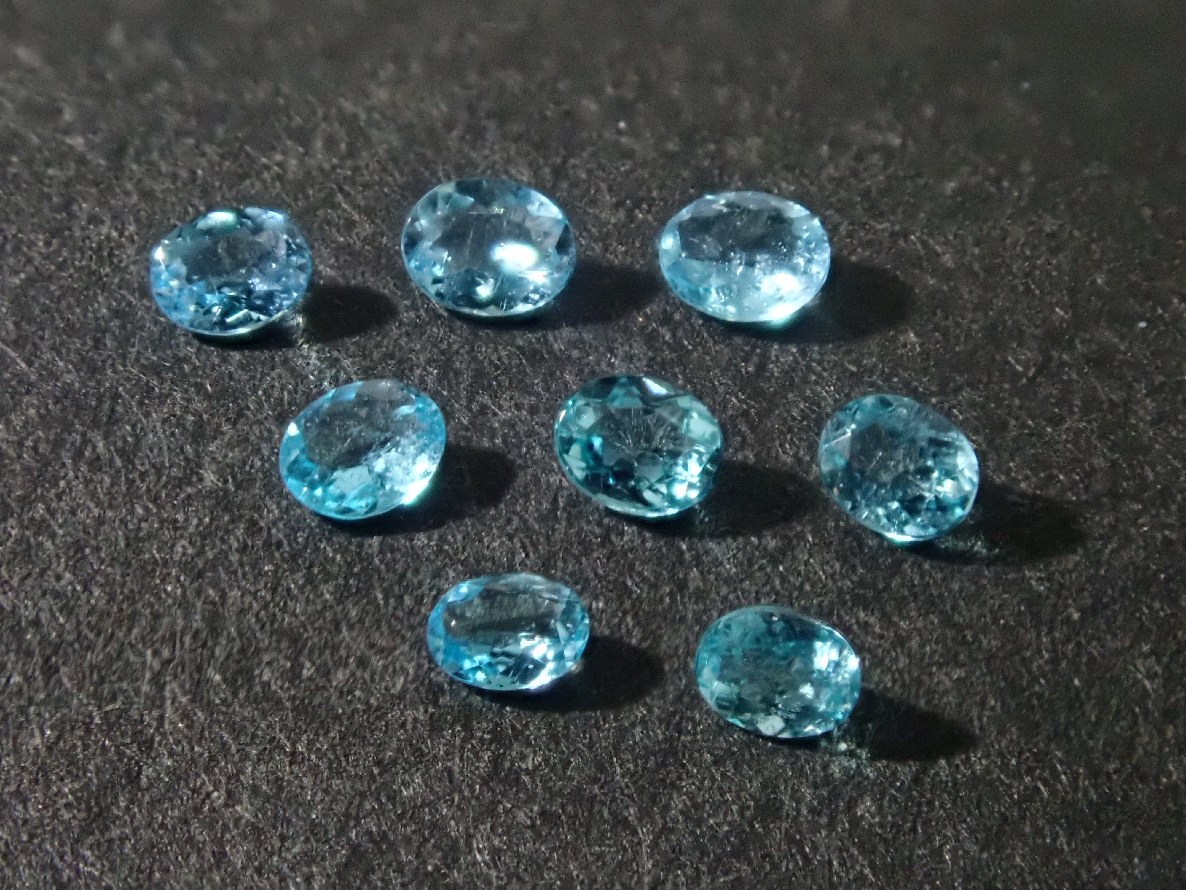 巴西帕拉伊巴碧璽（巴塔利亞礦，2.0 x 1.5mm）《多買有優惠》