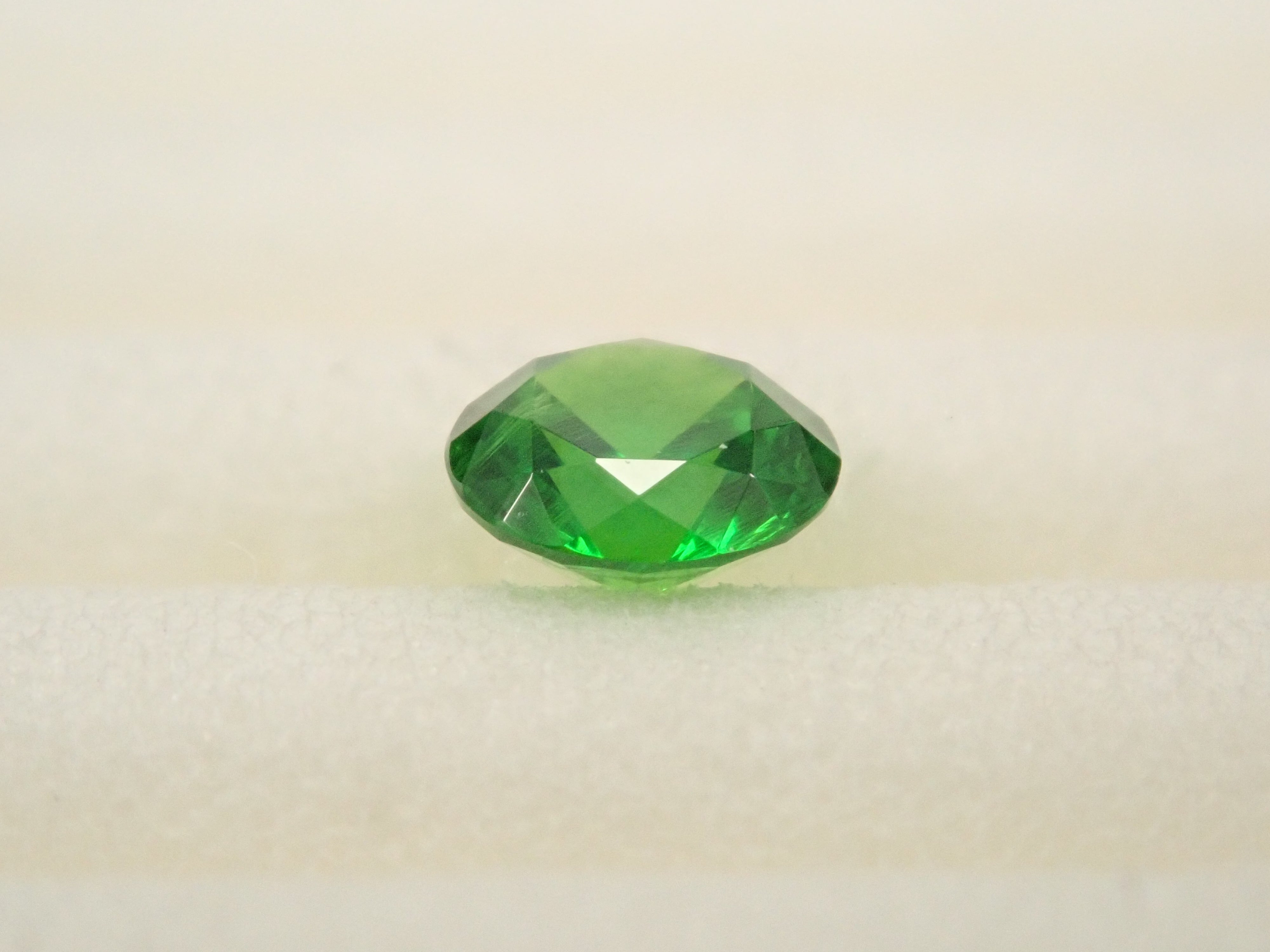 [12560849] Russian Demantoid Garnet (Horsetail) 0.162ct Loose Stone
