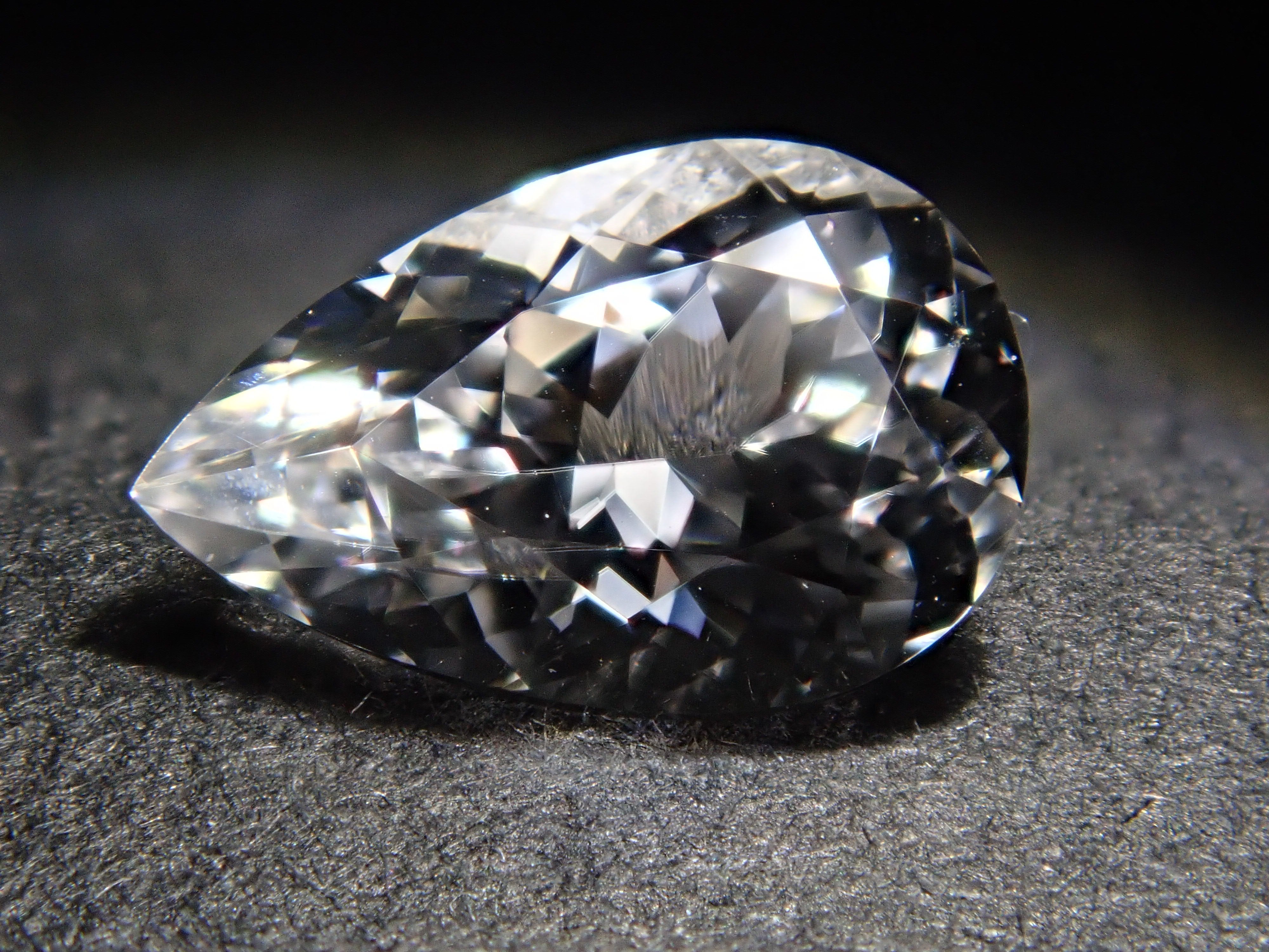 フェナカイト - 通販｜宝石鑑定士が運営【カラッツSTORE】