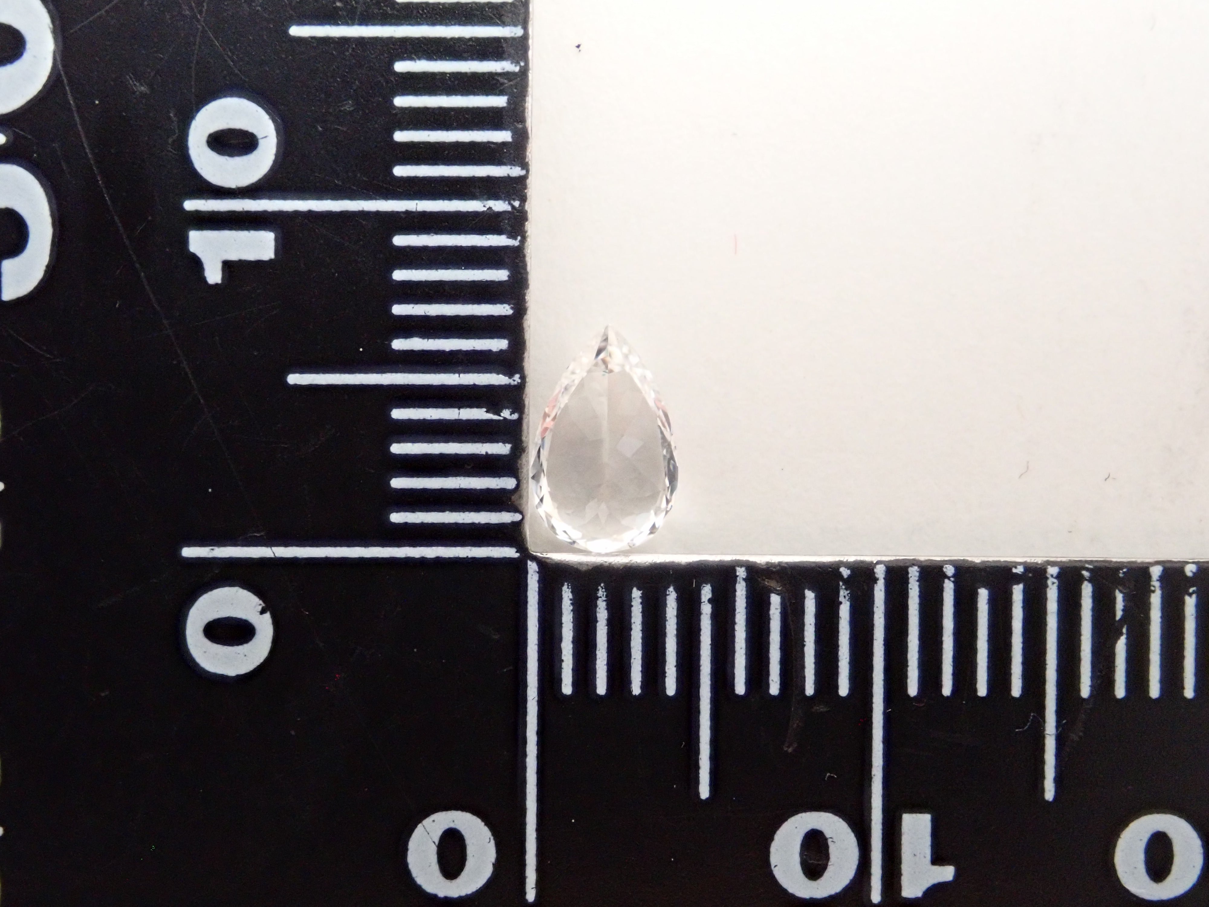 【11/13 22時販売】ロシア産フェナカイト 0.520ctルース