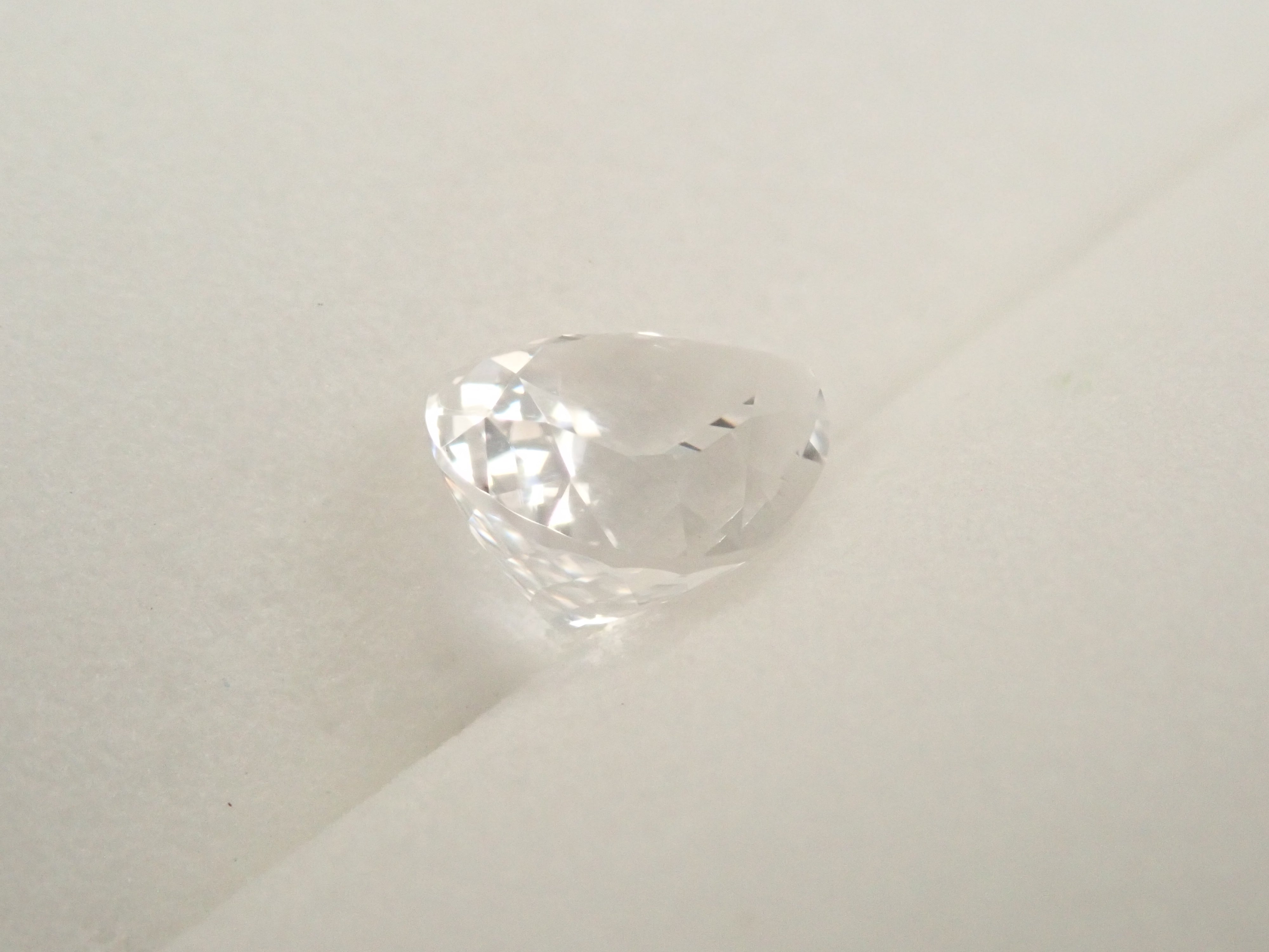 【11/13 22時販売】ロシア産フェナカイト 0.899ctルース