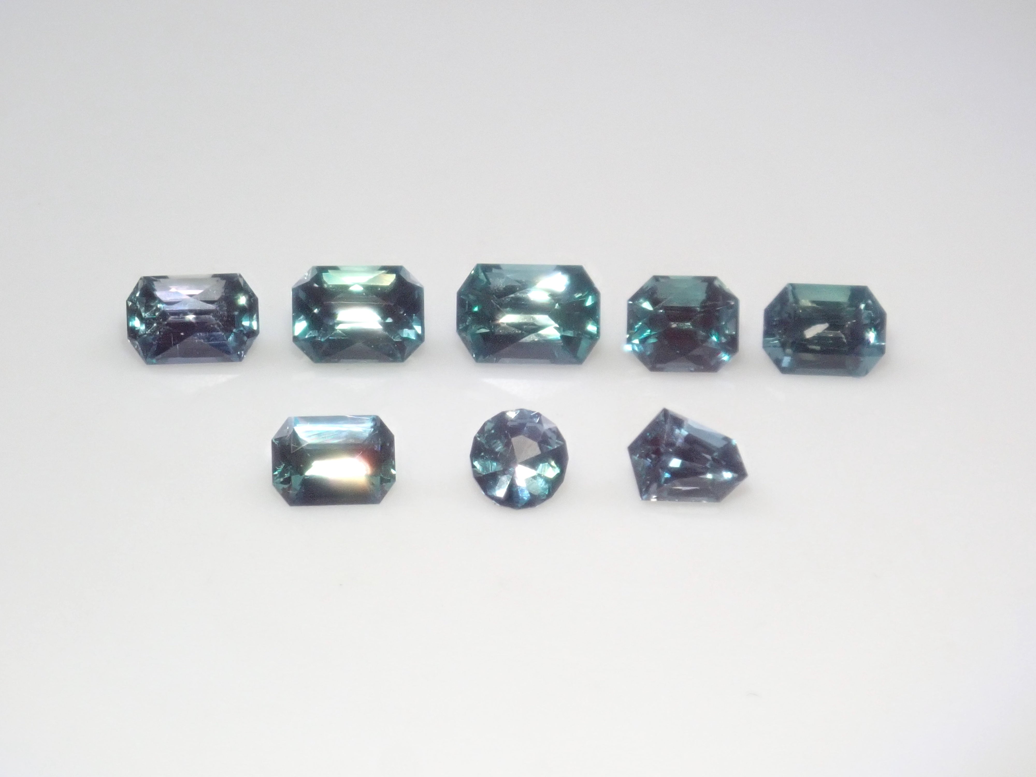 【11/8 22時販売】《限定8石》合成アレキサンドライト1石ルース（サンジェ氏のカスタムカット,シールドカット,オクタゴナルカットなど)《複数購入割引有》