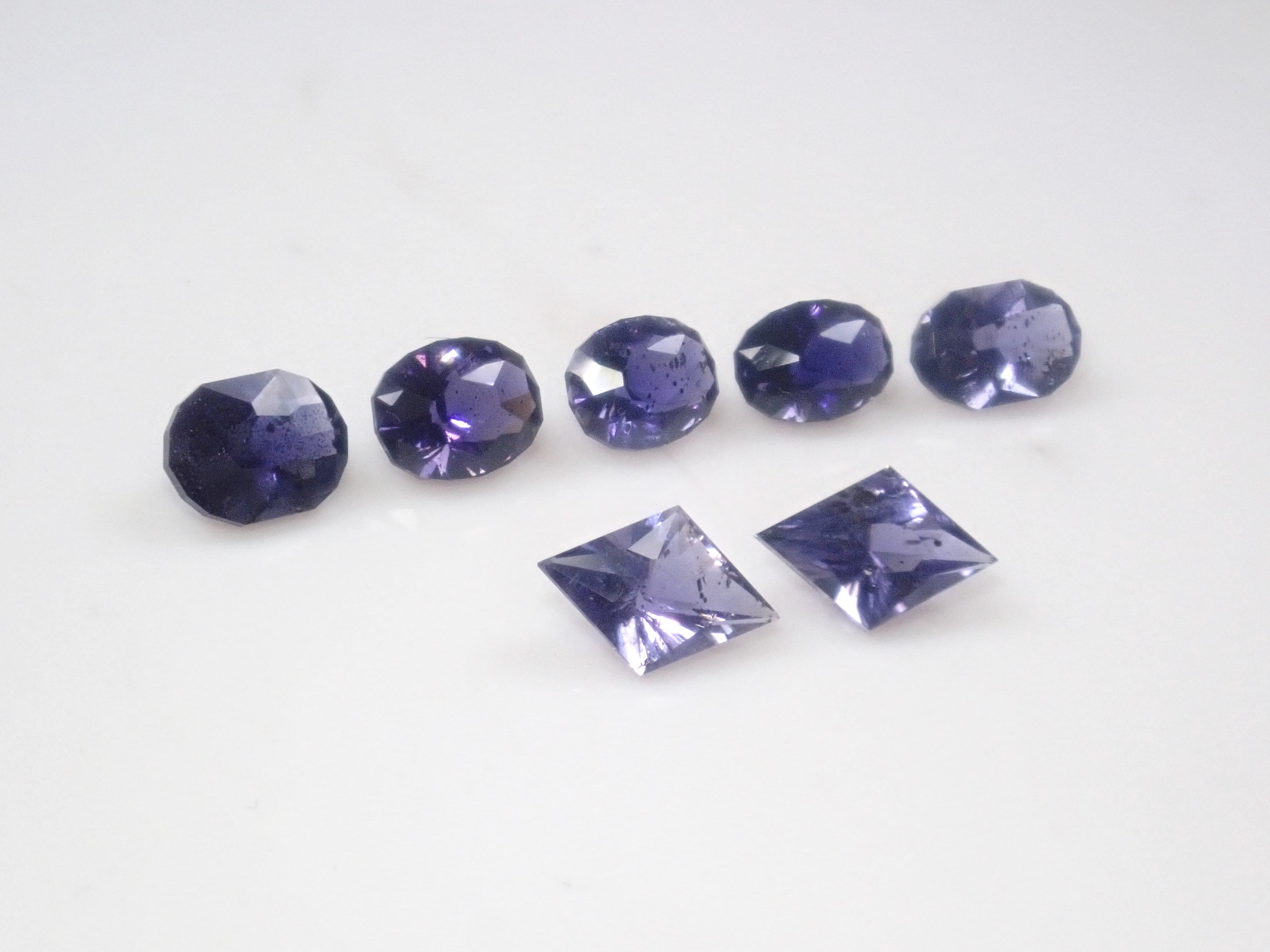 インド産アイオライトサンストーン1石ルース (サンジェ氏の