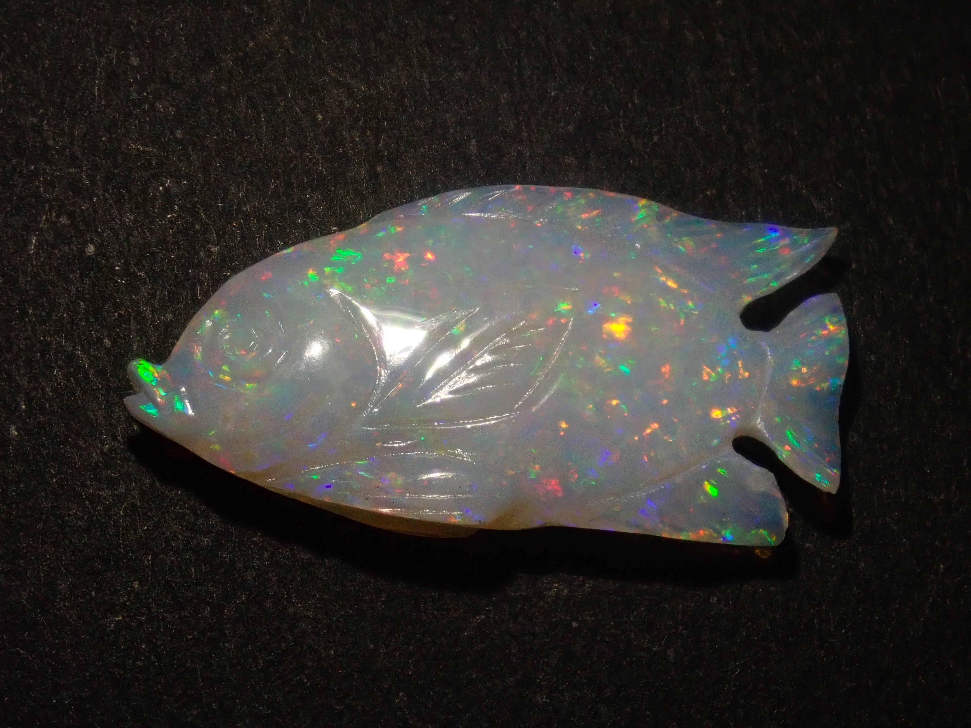 【11/8 22時販売】《限定9石》カービングガチャ（オパール、トルマリン、ツァボライトガーネット） 1石ルース《複数購入割引有》