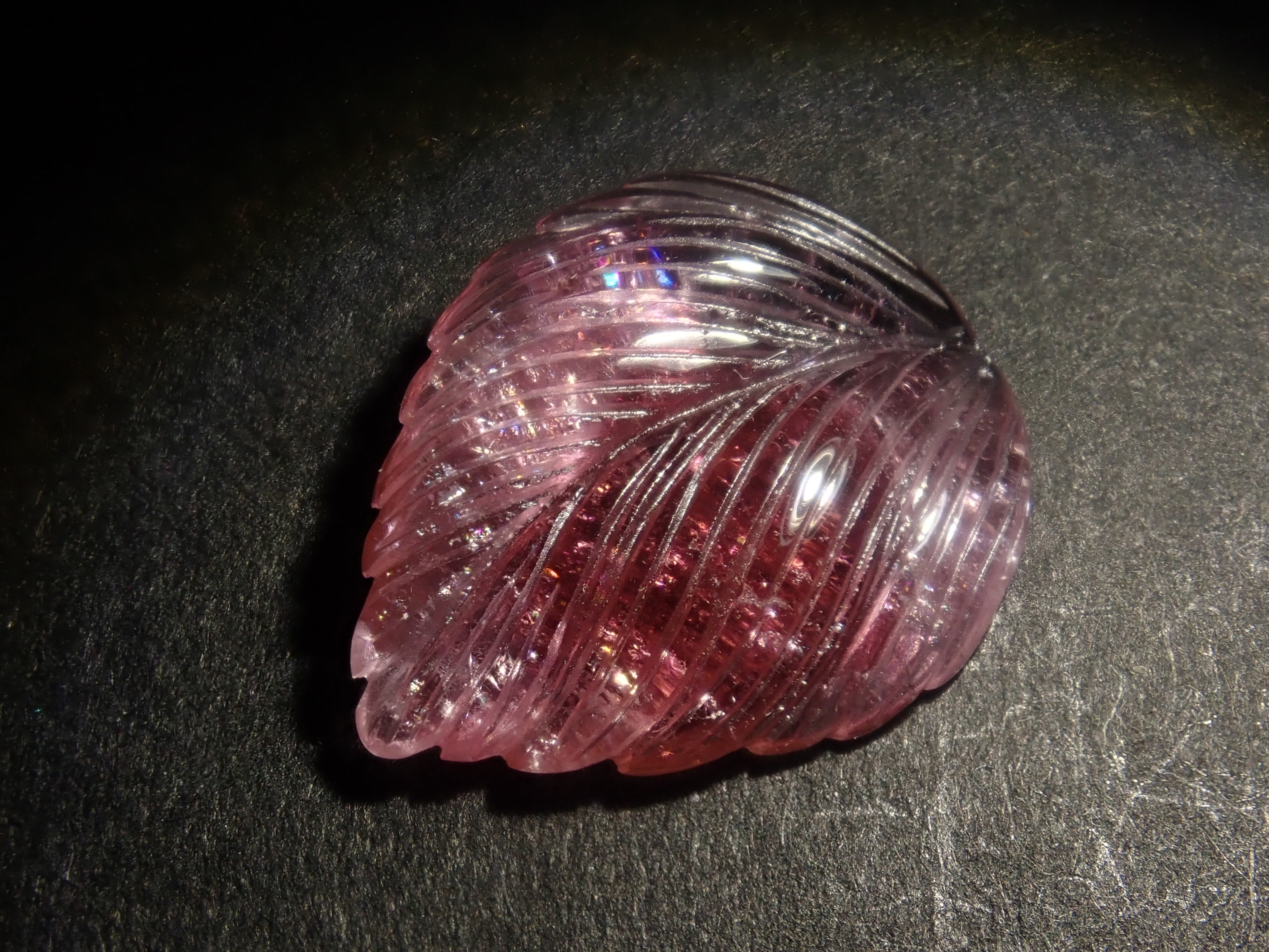 【11/8 22時販売】《限定4石》カービングガチャ（ピンクトルマリン,平均3.4ct） 1石ルース《複数購入割引有》