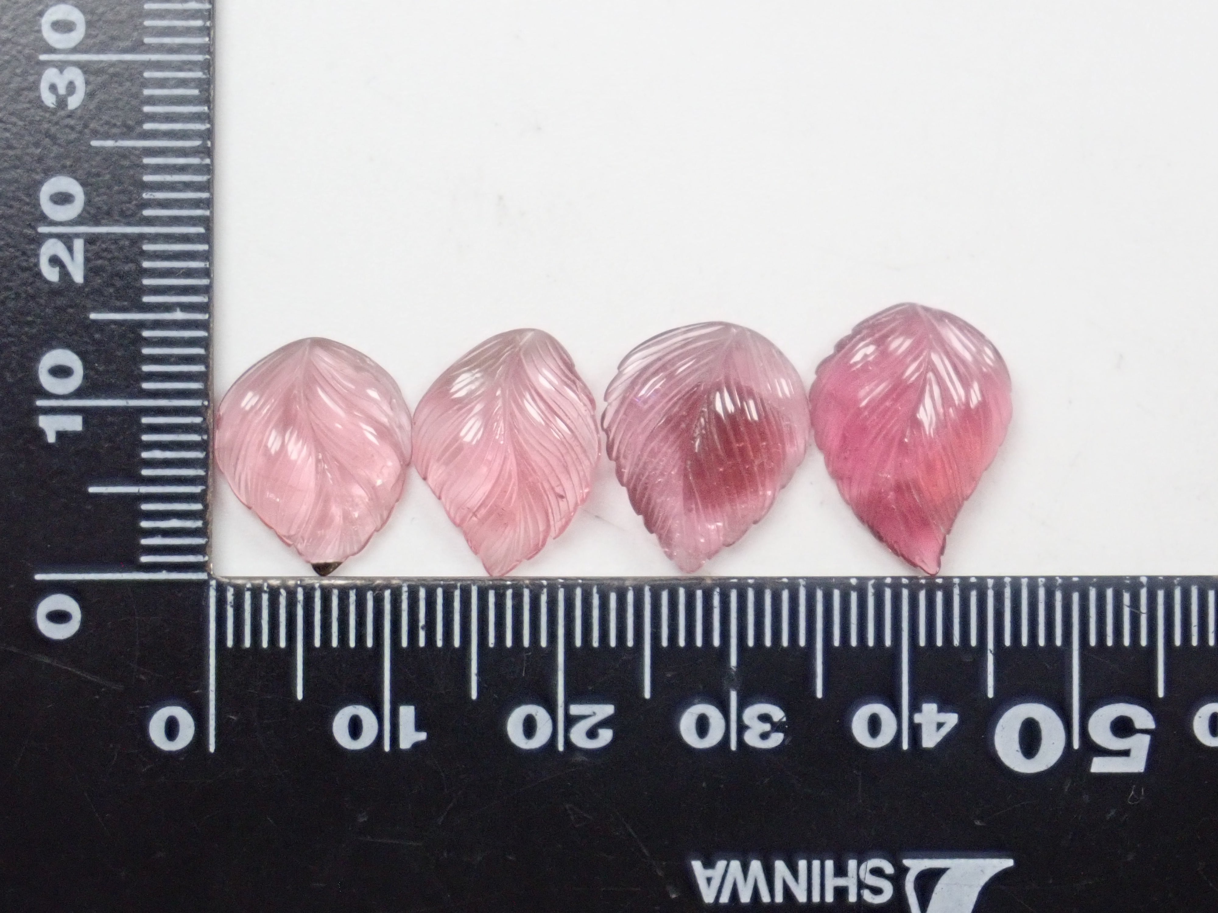 【11/8 22時販売】《限定4石》カービングガチャ（ピンクトルマリン,平均3.4ct） 1石ルース《複数購入割引有》