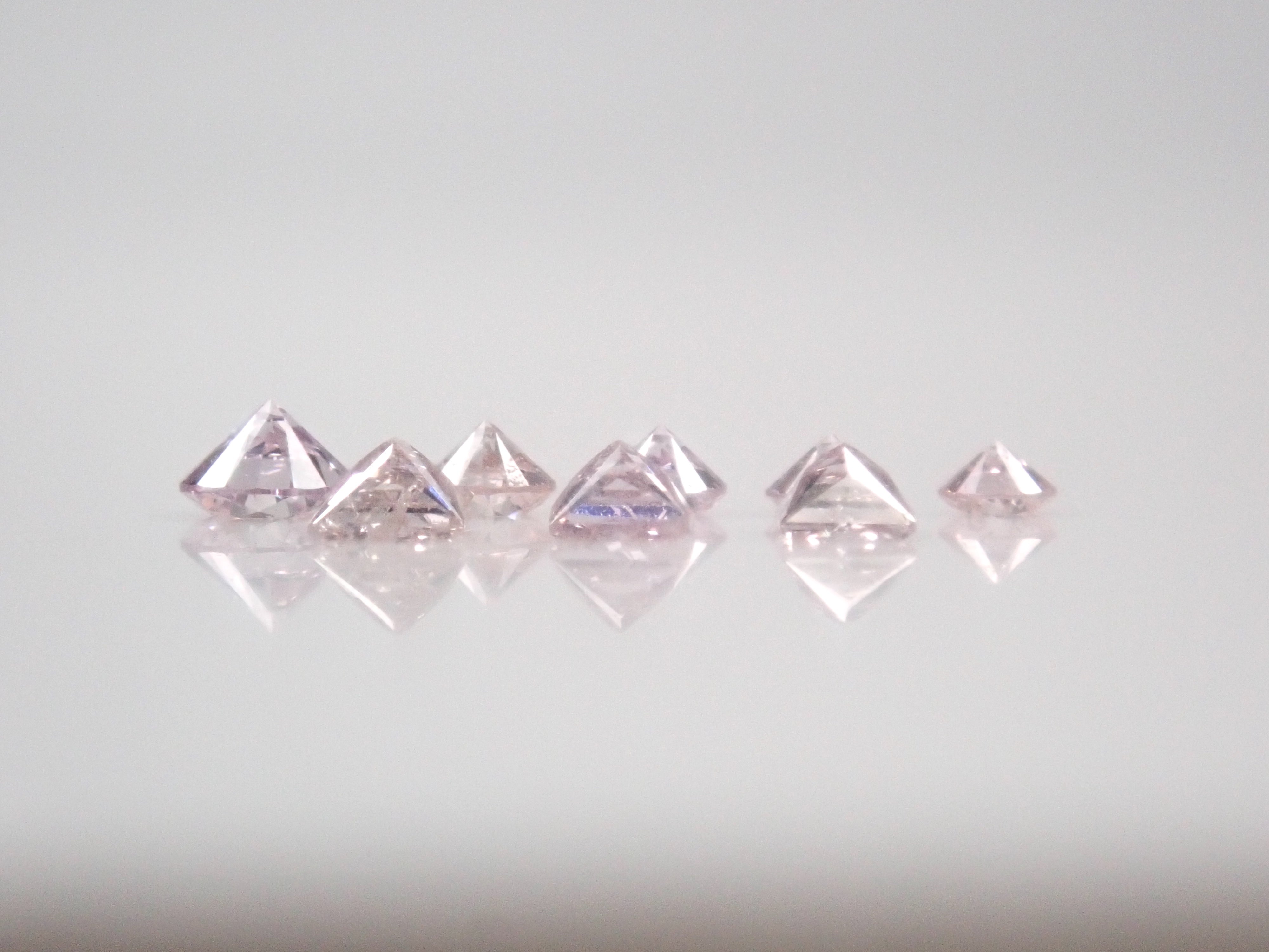 【11/9 22時販売】ピンクダイヤガチャ💎（FANCY INTENSE/0.063ct 中宝ソ付き通常98,000円やFANCY PURPLISH PINK 1.7mm/0.021ctを2石含む）《複数購入割引有》