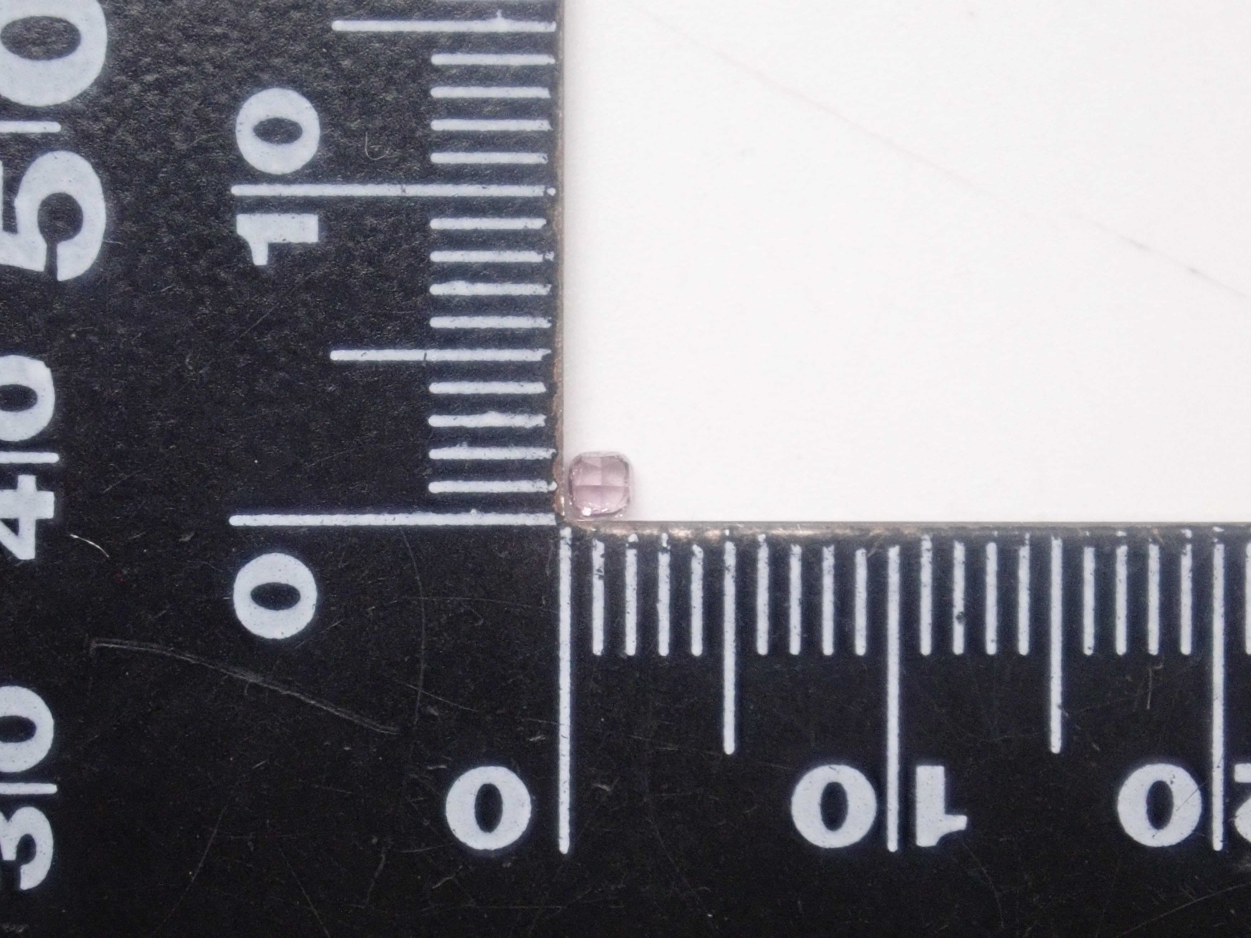 【11/9 22時販売】ピンクダイヤガチャ💎（FANCY INTENSE/0.063ct 中宝ソ付き通常98,000円やFANCY PURPLISH PINK 1.7mm/0.021ctを2石含む）《複数購入割引有》