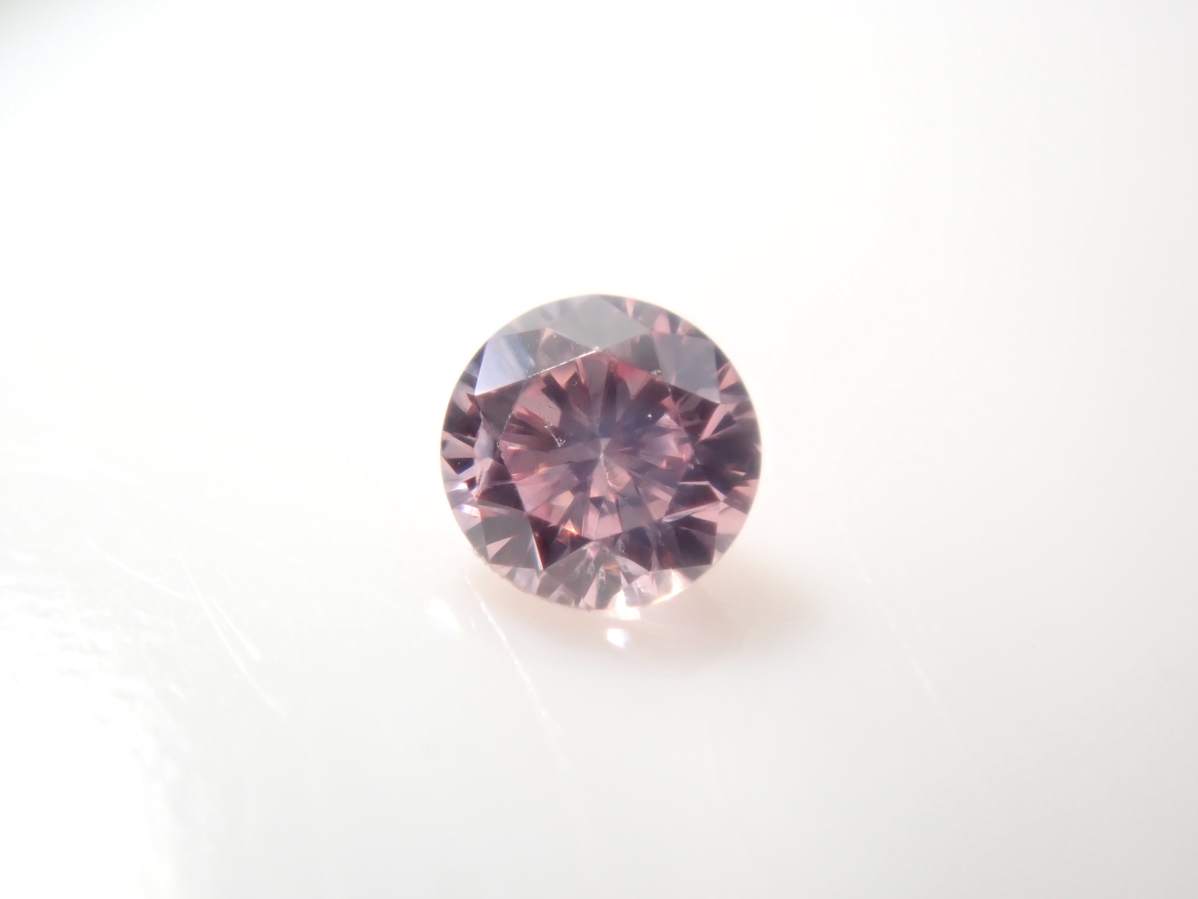 ピンクダイヤガチャ💎（FANCY LIGHT PURPLISH PINK/0.05ct/SI-2 中宝ソ