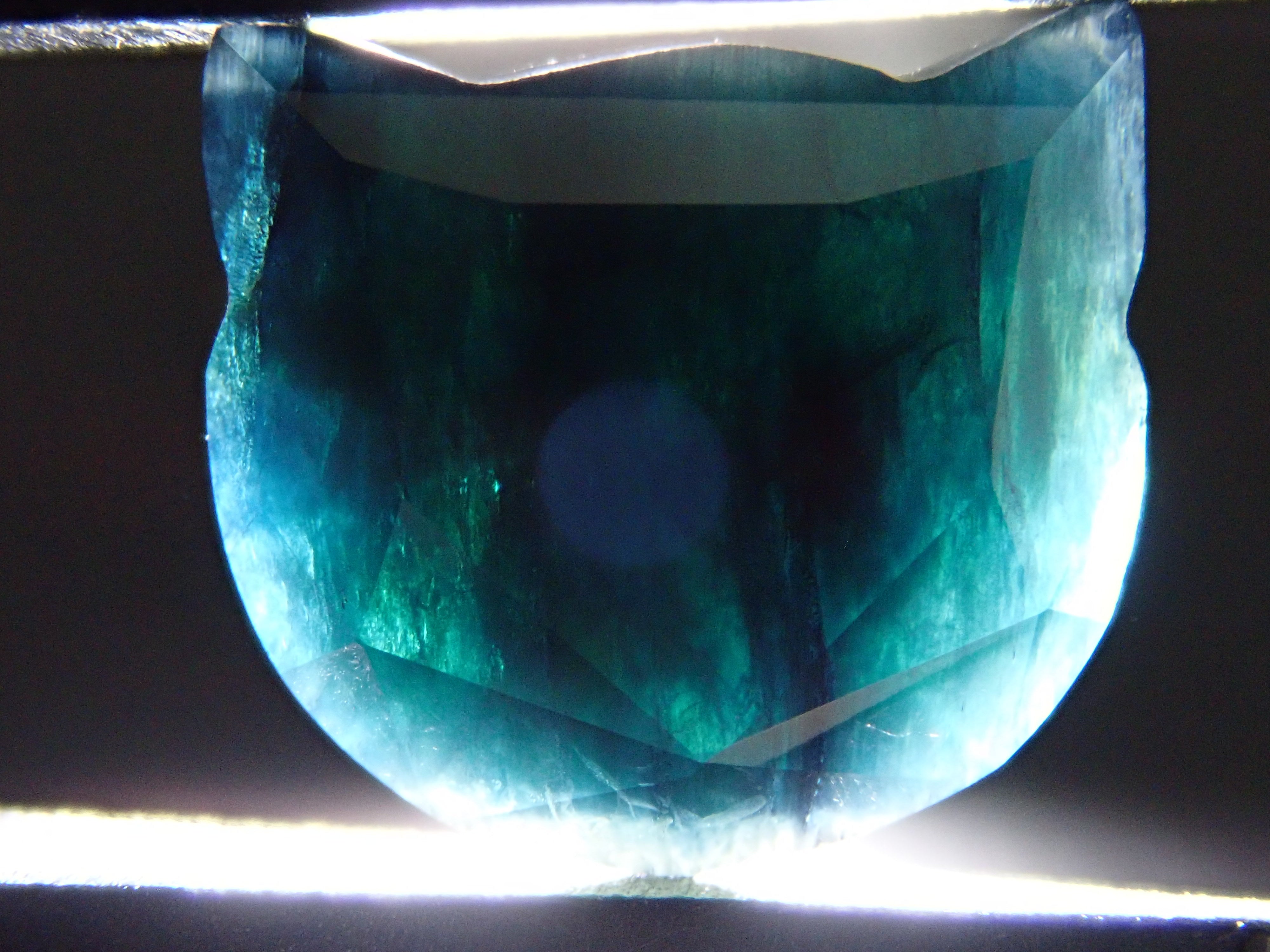 【猫カット】タイ産サファイア 5.255ctルース