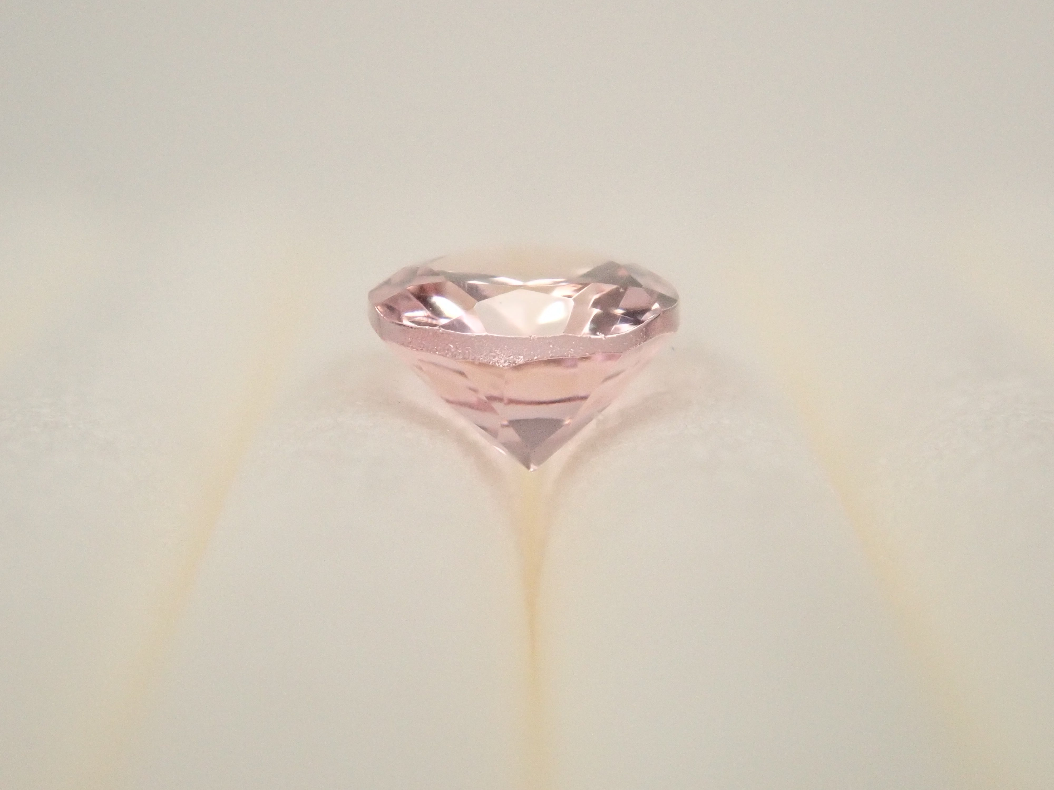 ナイジェリア産モルガナイト 0.354ctルース