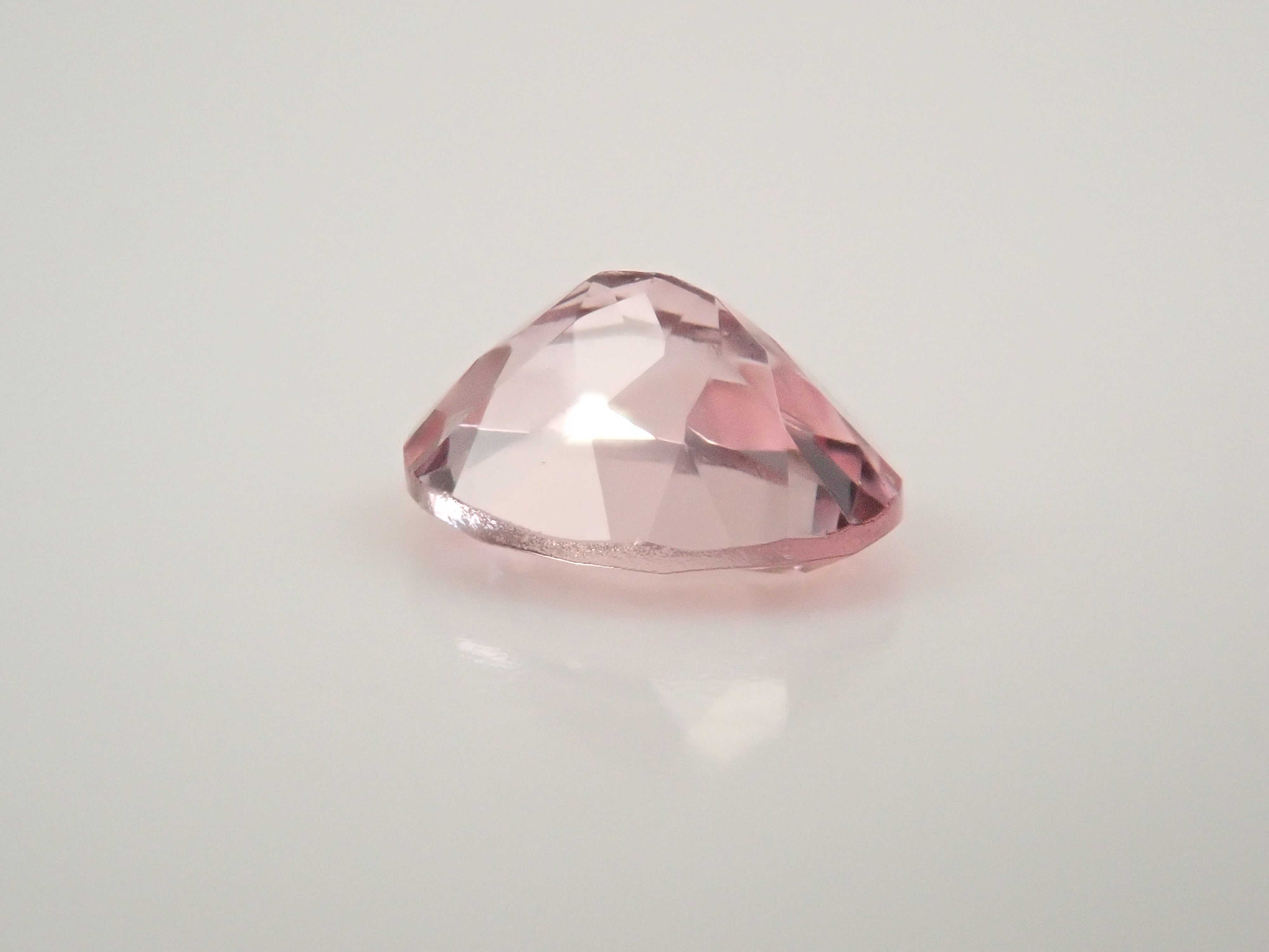 ナイジェリア産モルガナイト 0.354ctルース