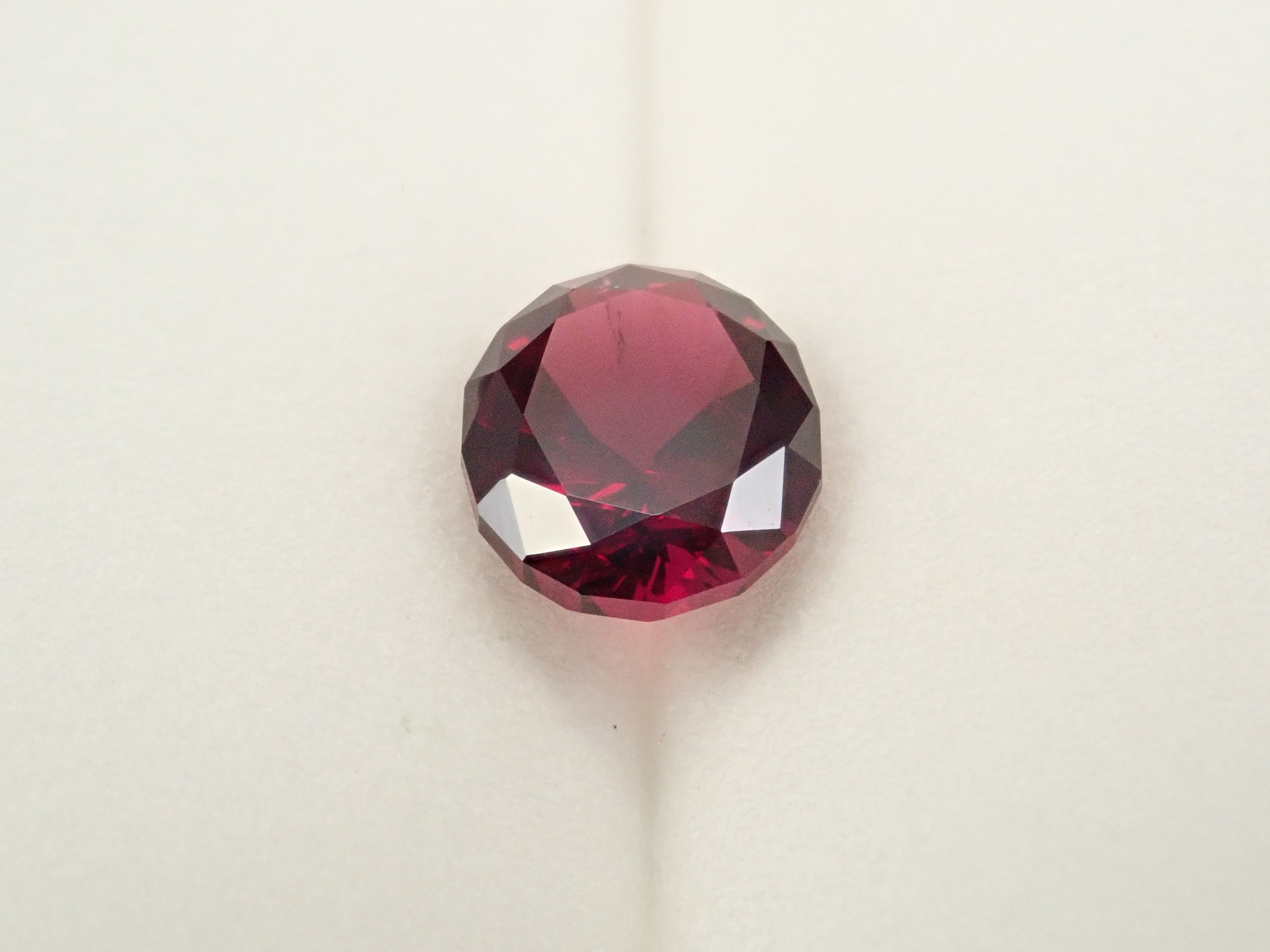 [12560329] Rhodolite Garnet 1.890ct Loose Stone