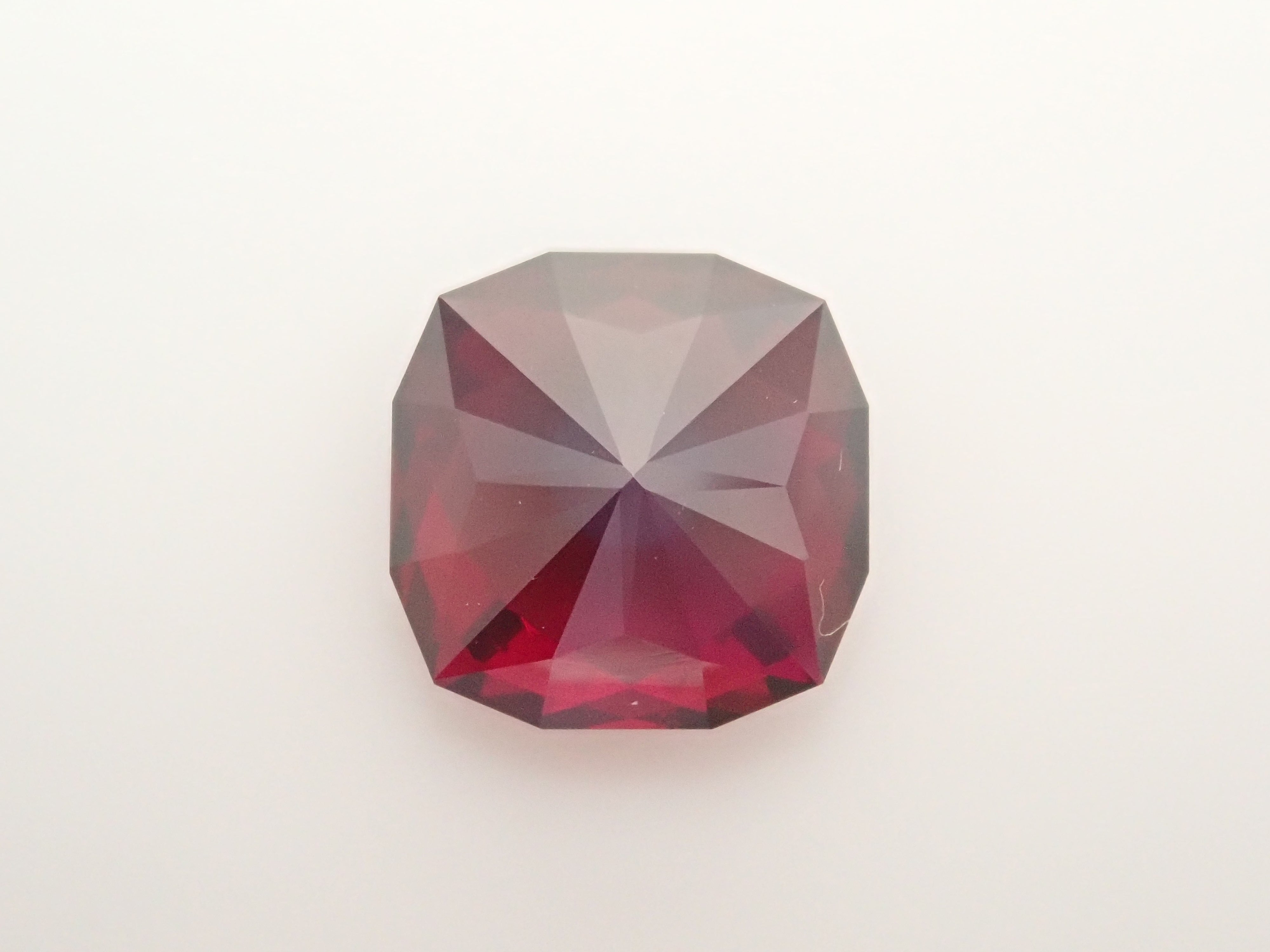 [12560331] Rhodolite Garnet 0.967ct Loose Stone