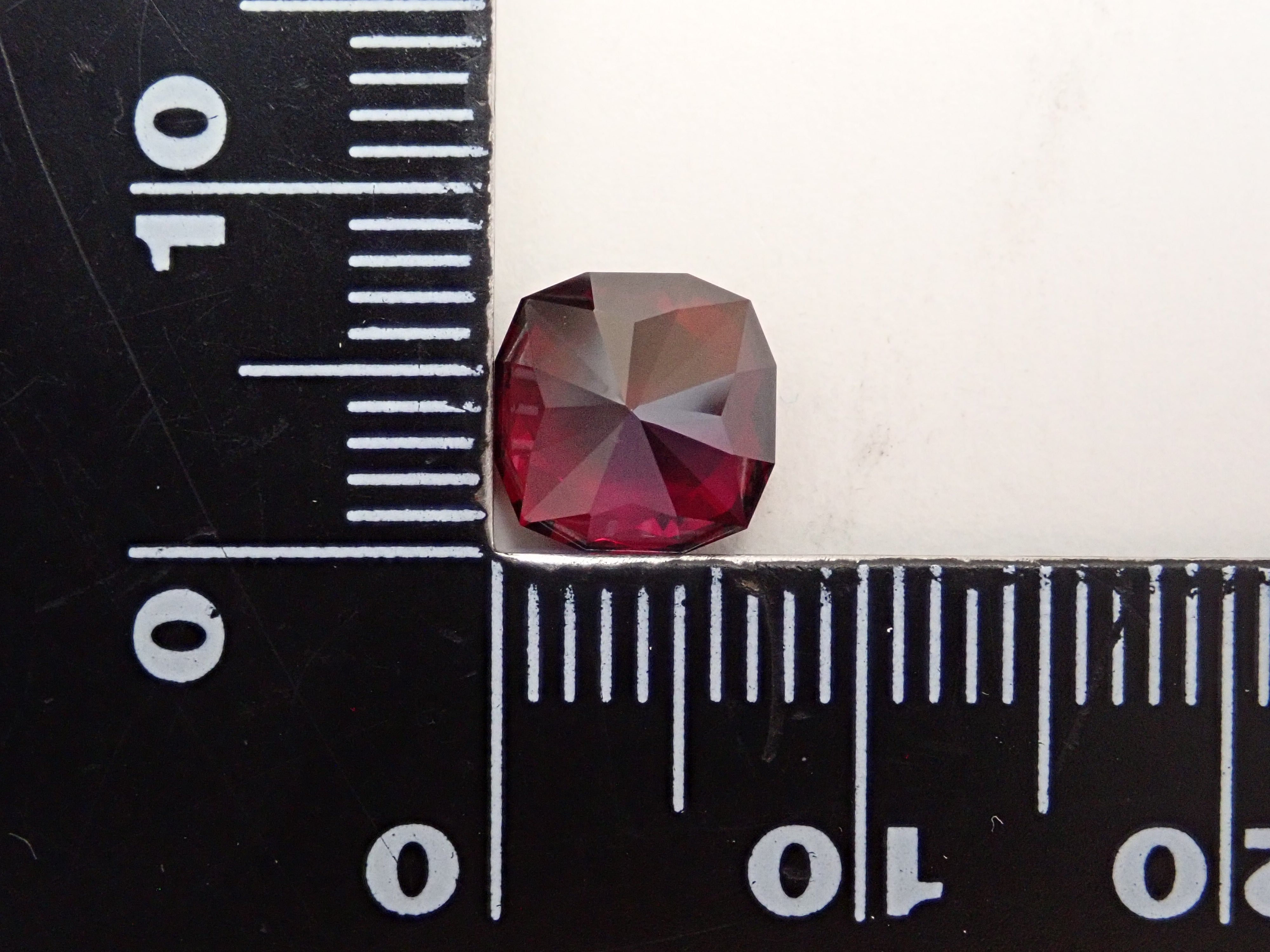 [12560331] Rhodolite Garnet 0.967ct Loose Stone