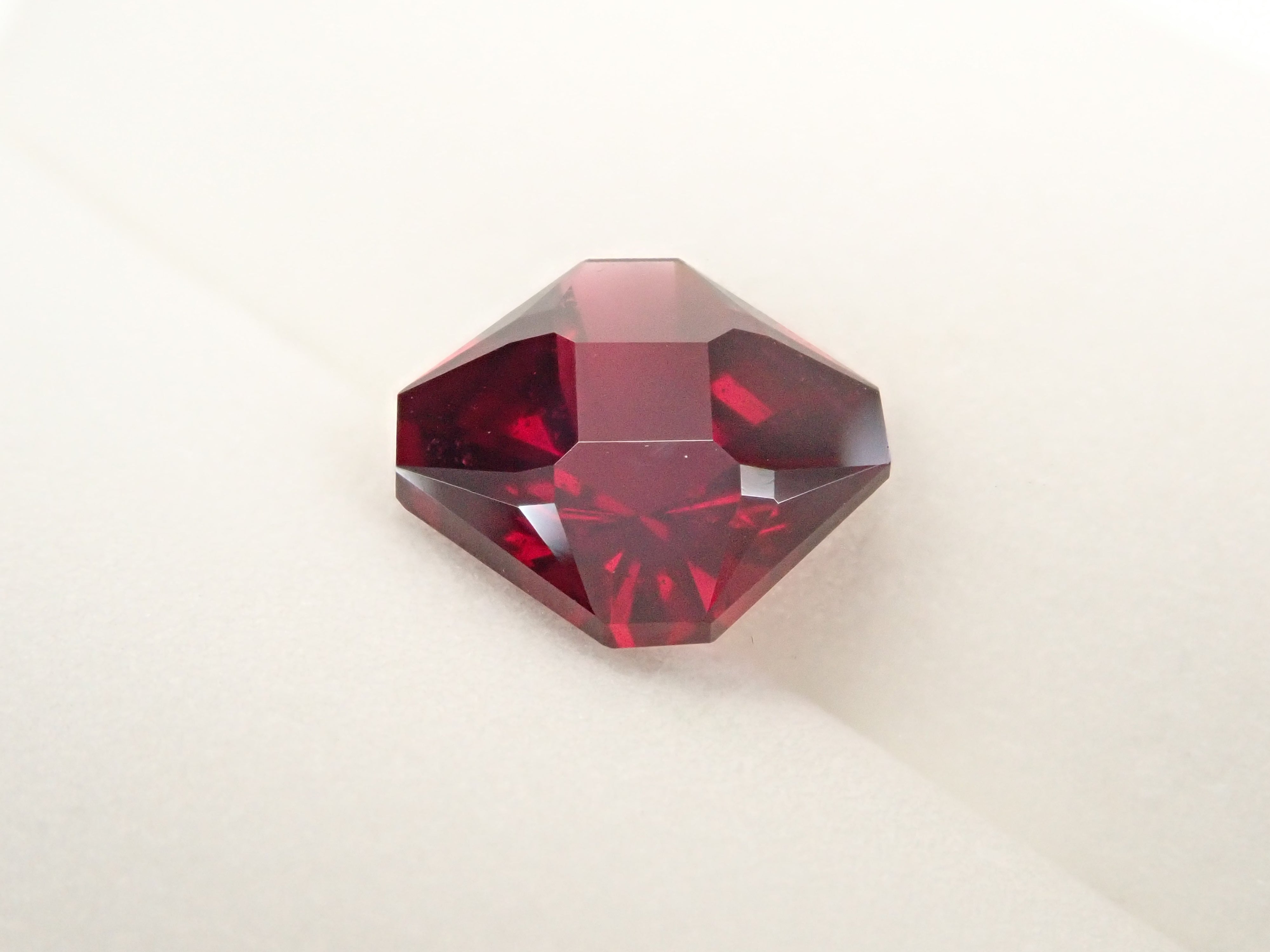 [12560344] Almandine Garnet 3.073ct Loose Stone