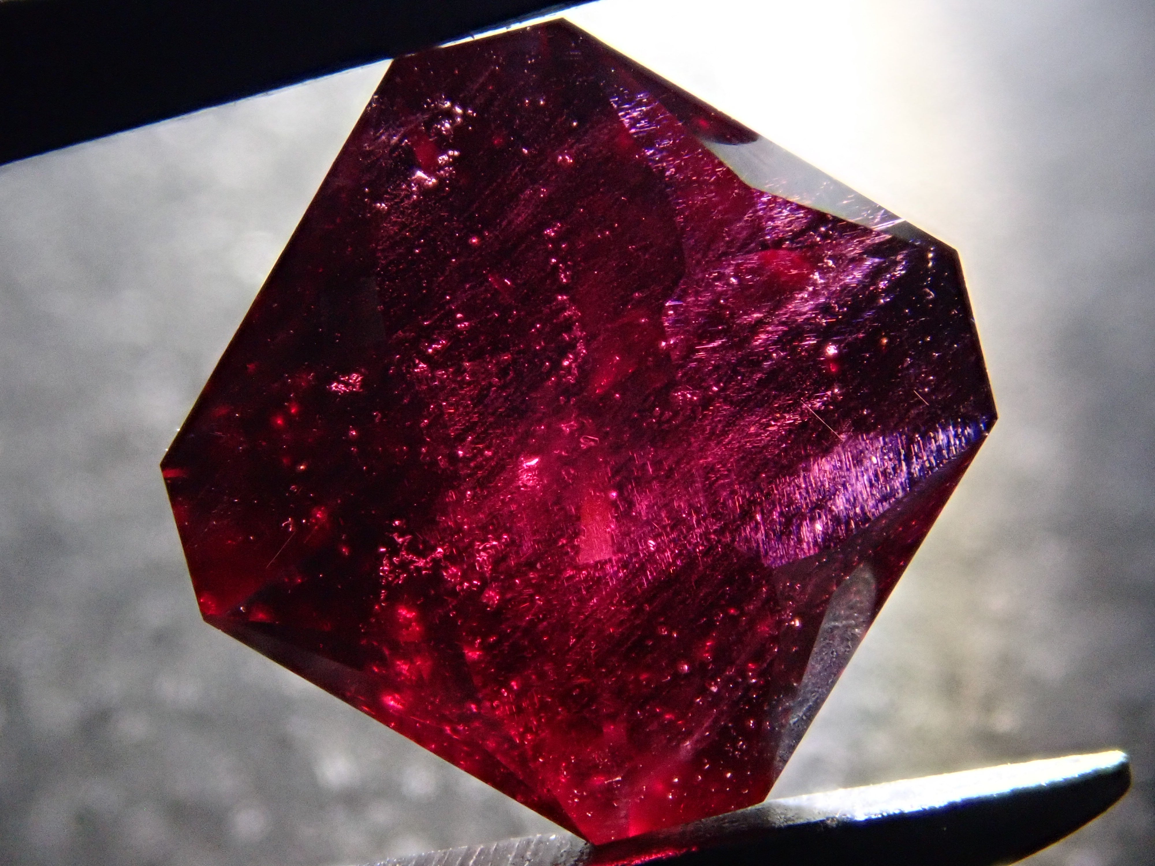 [12560344] Almandine Garnet 3.073ct Loose Stone