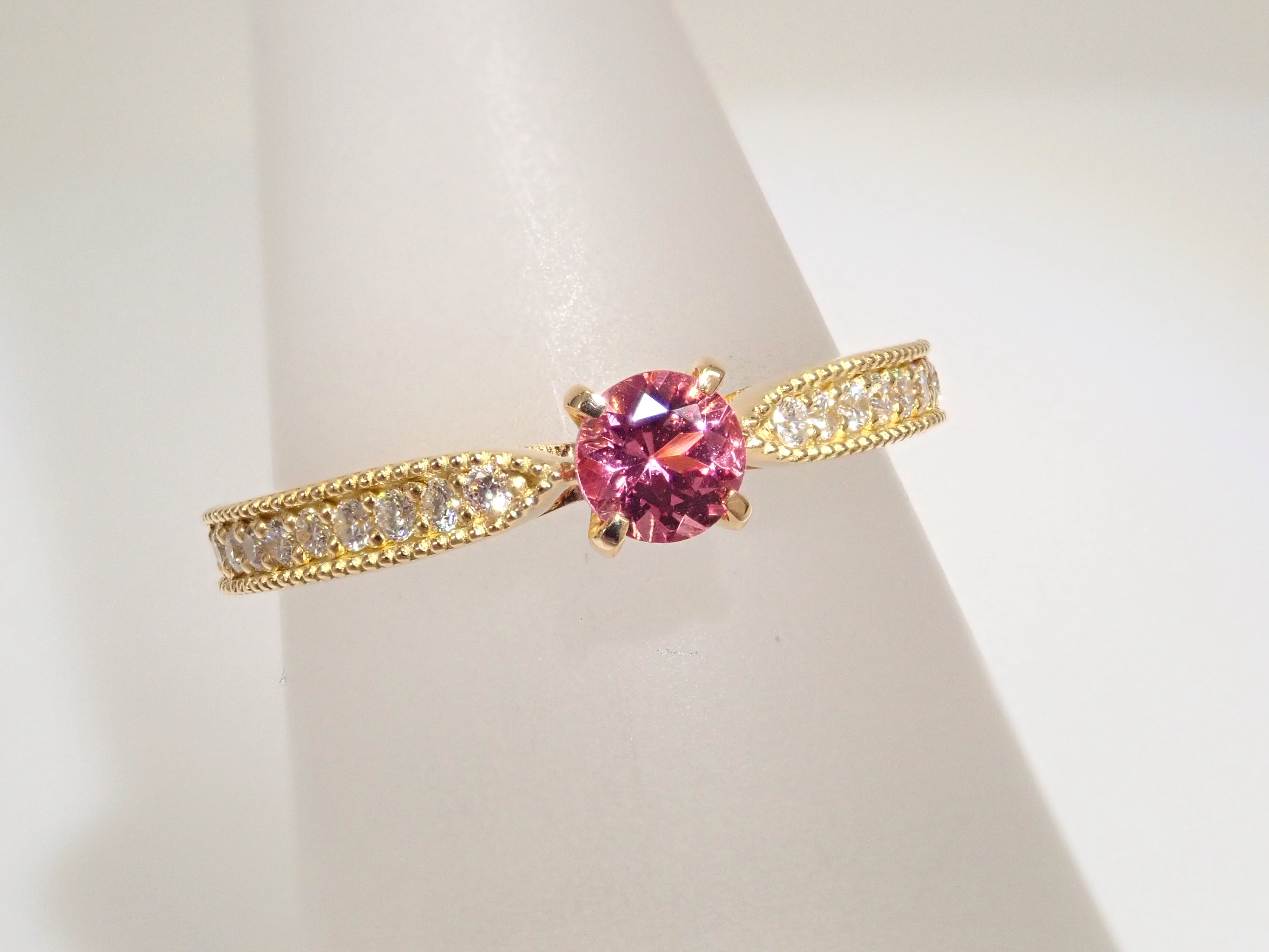 【抽選販売110903】K18YG ミャンマー産ピンクスピネル 3.9mm/0.276ct ・ホットピンクスピネルリング