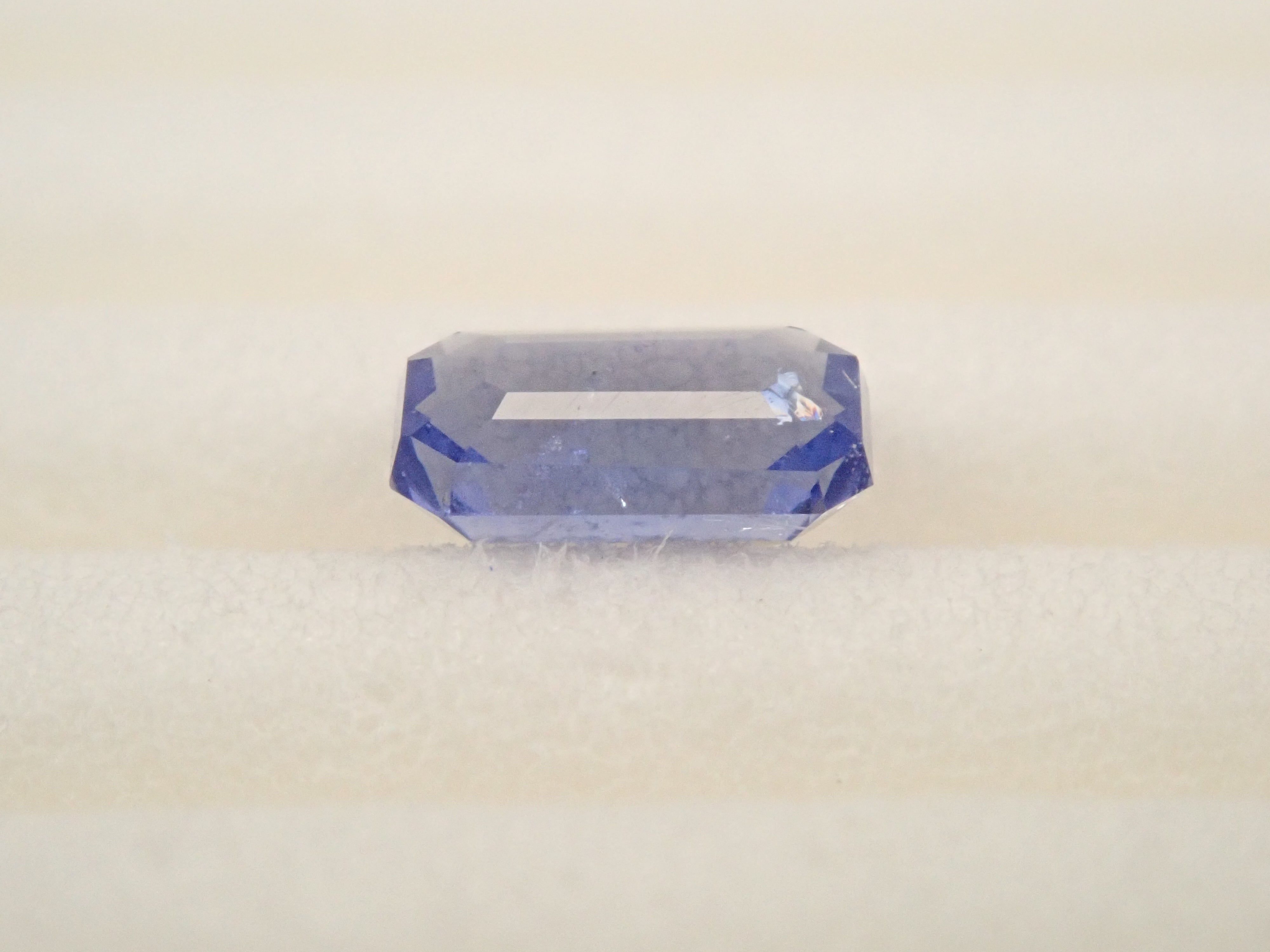 【11/22 22時販売】アフガニスタン産ハックマナイト 0.177ctルース