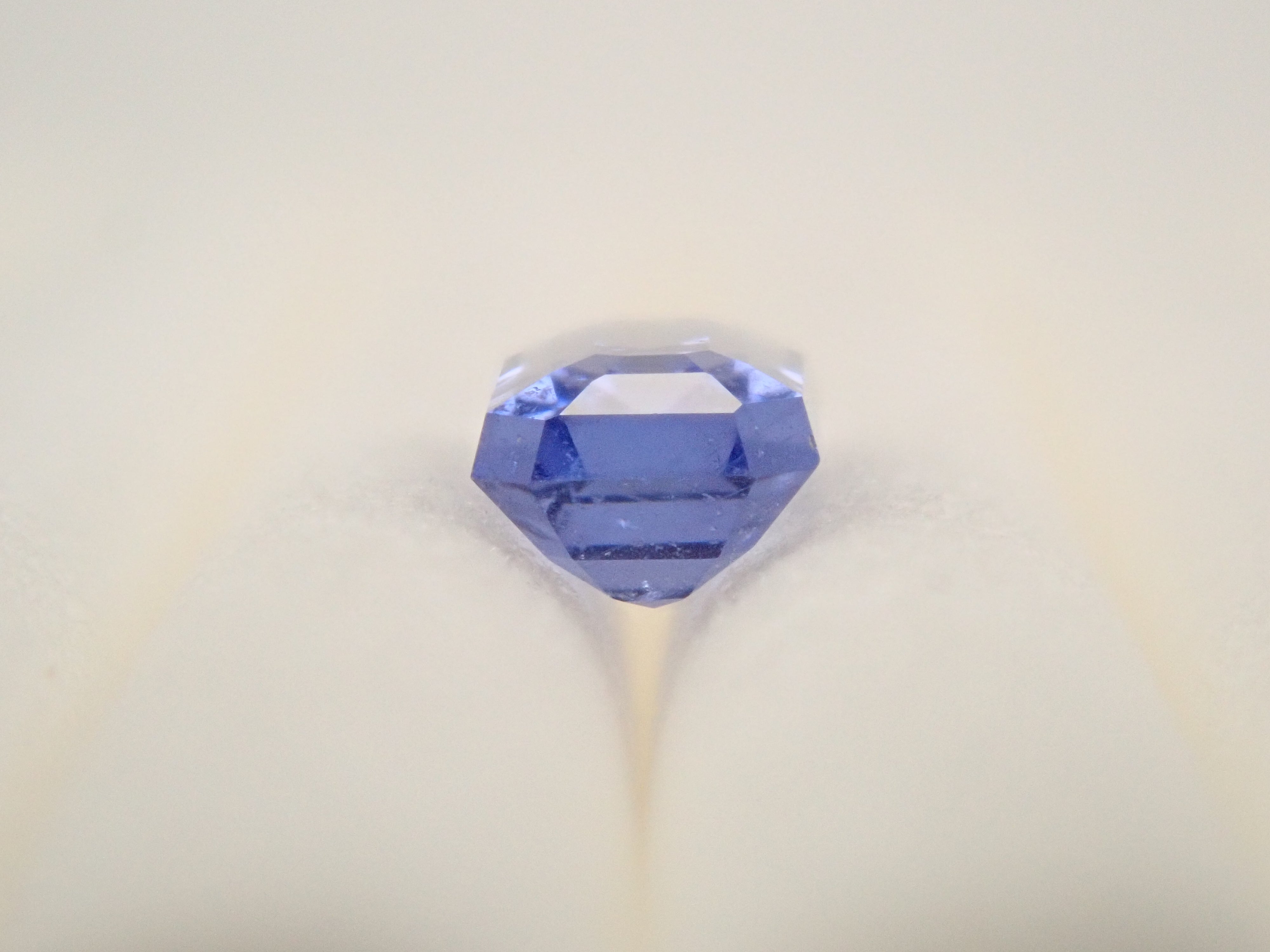 【11/22 22時販売】アフガニスタン産ハックマナイト 0.177ctルース