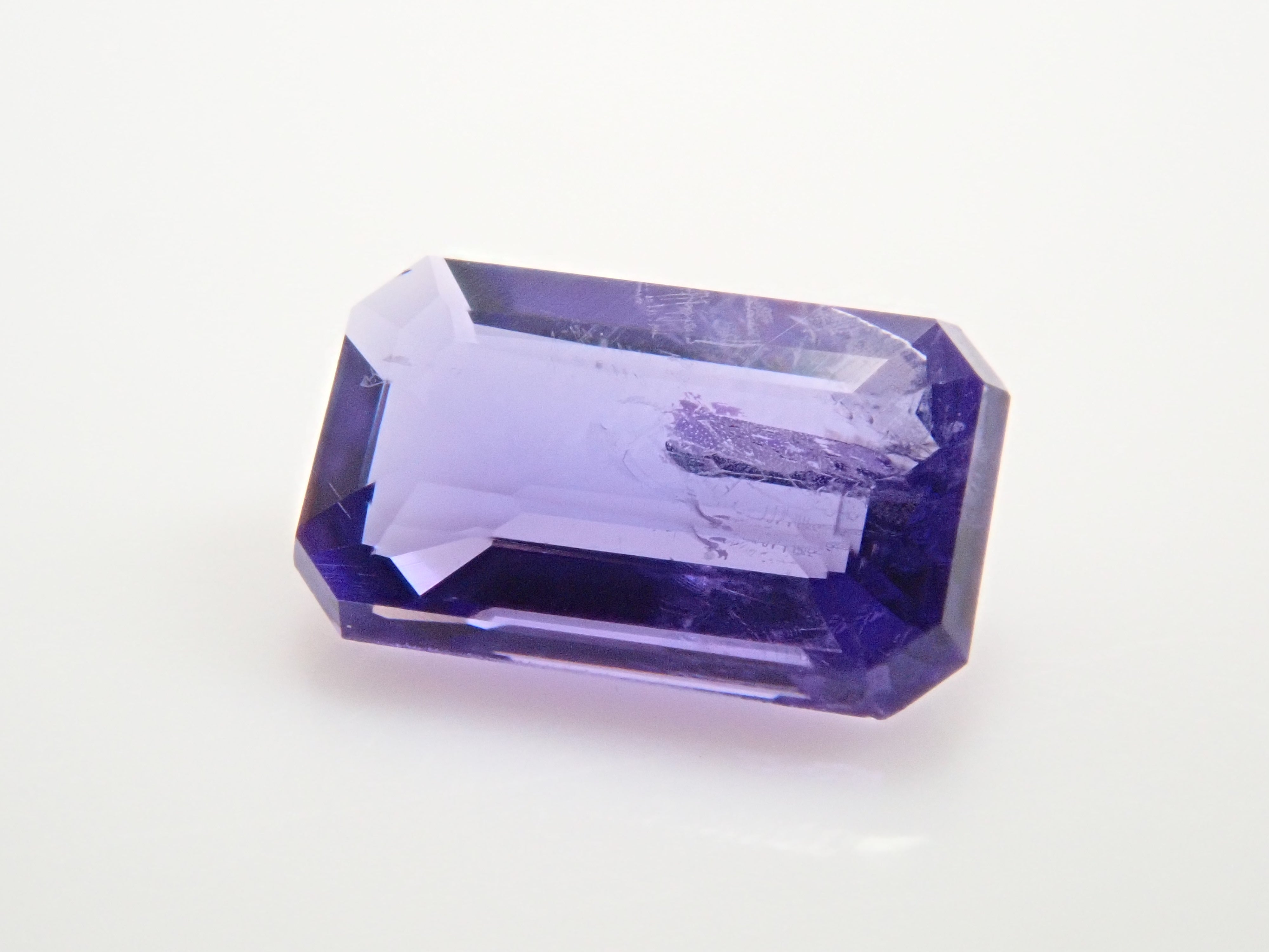 【11/22 22時販売】アフガニスタン産ハックマナイト 0.246ctルース