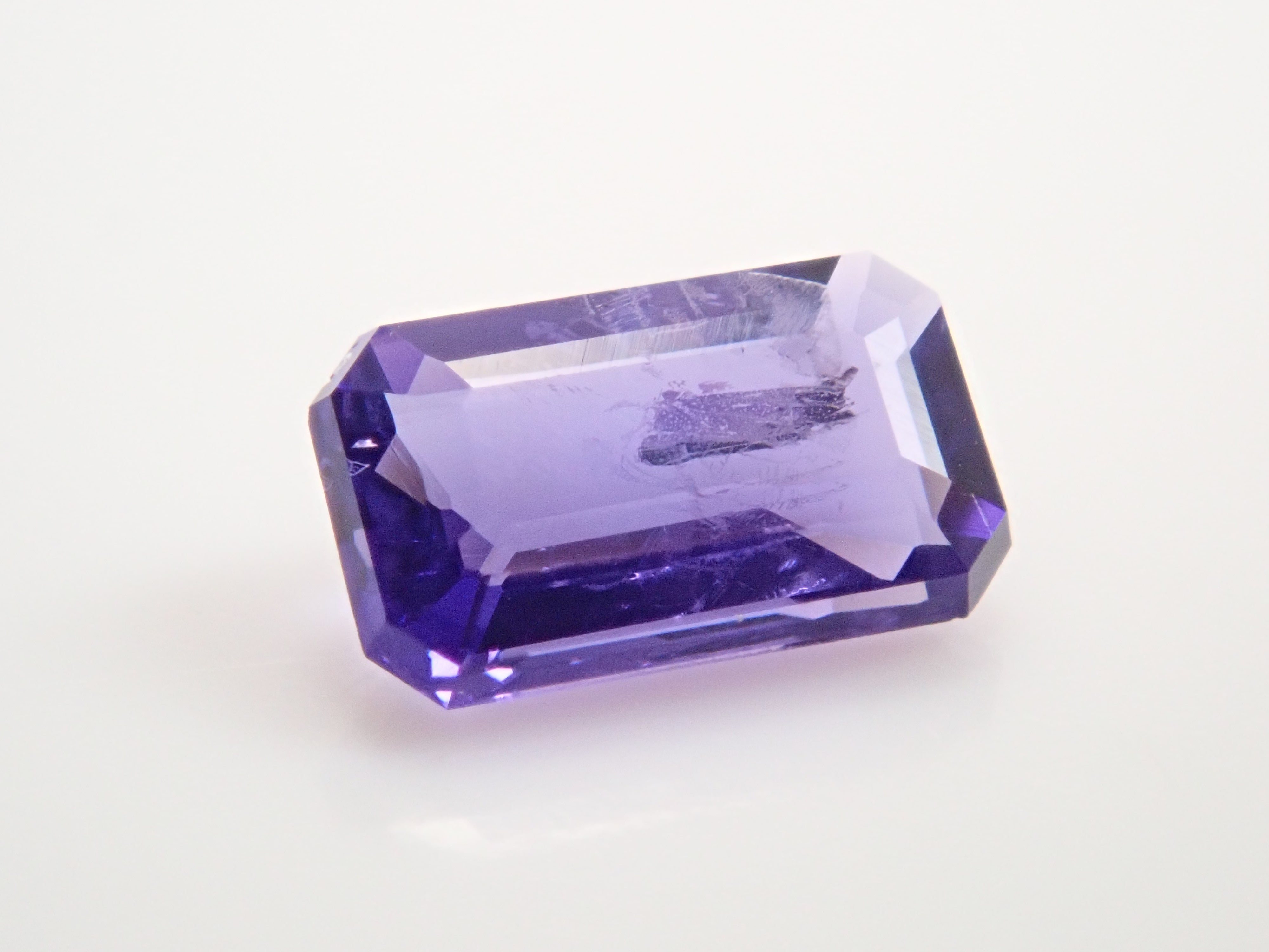 【11/22 22時販売】アフガニスタン産ハックマナイト 0.246ctルース