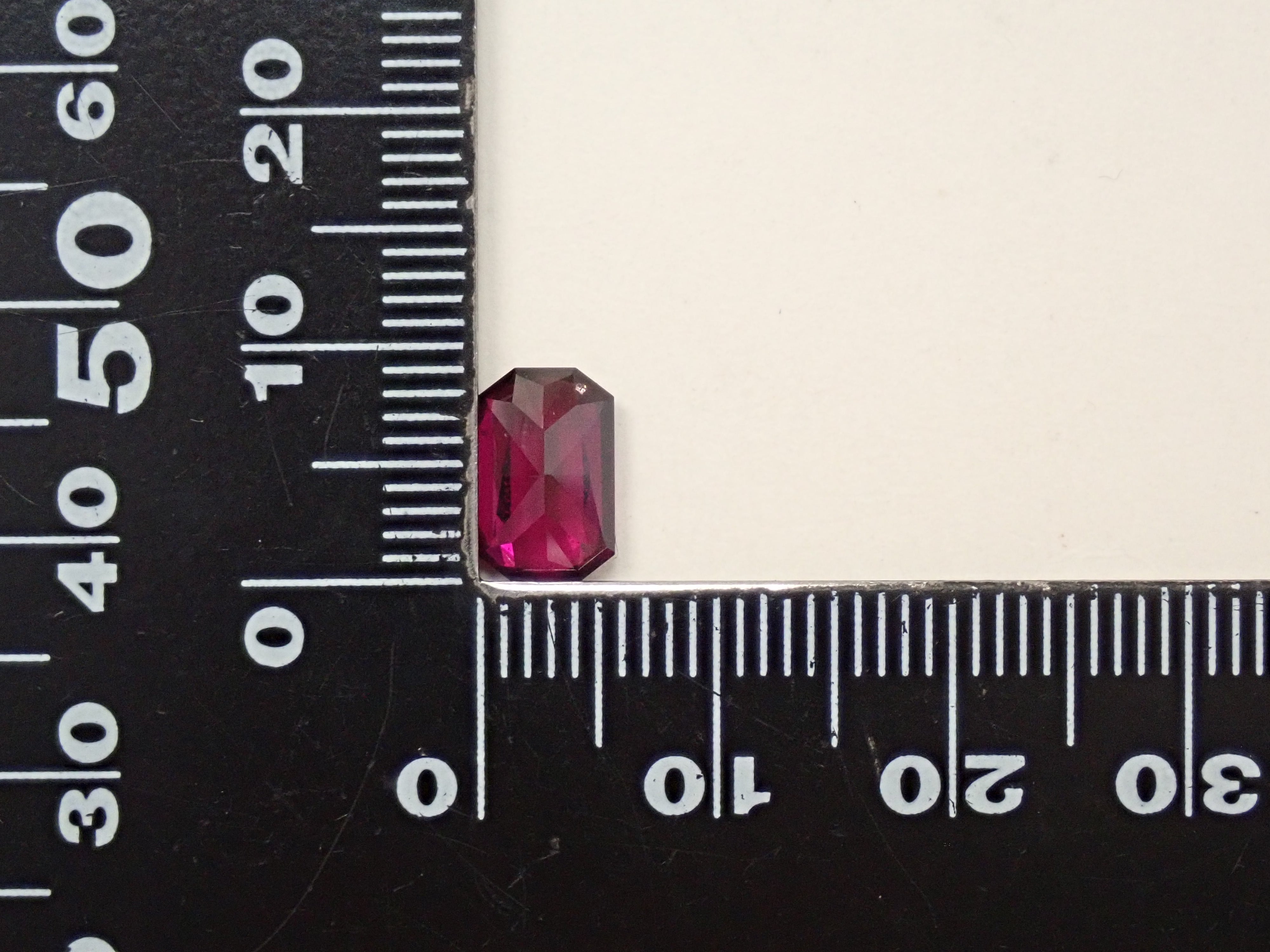 [12561015] 2.081克拉裸石紅榴石