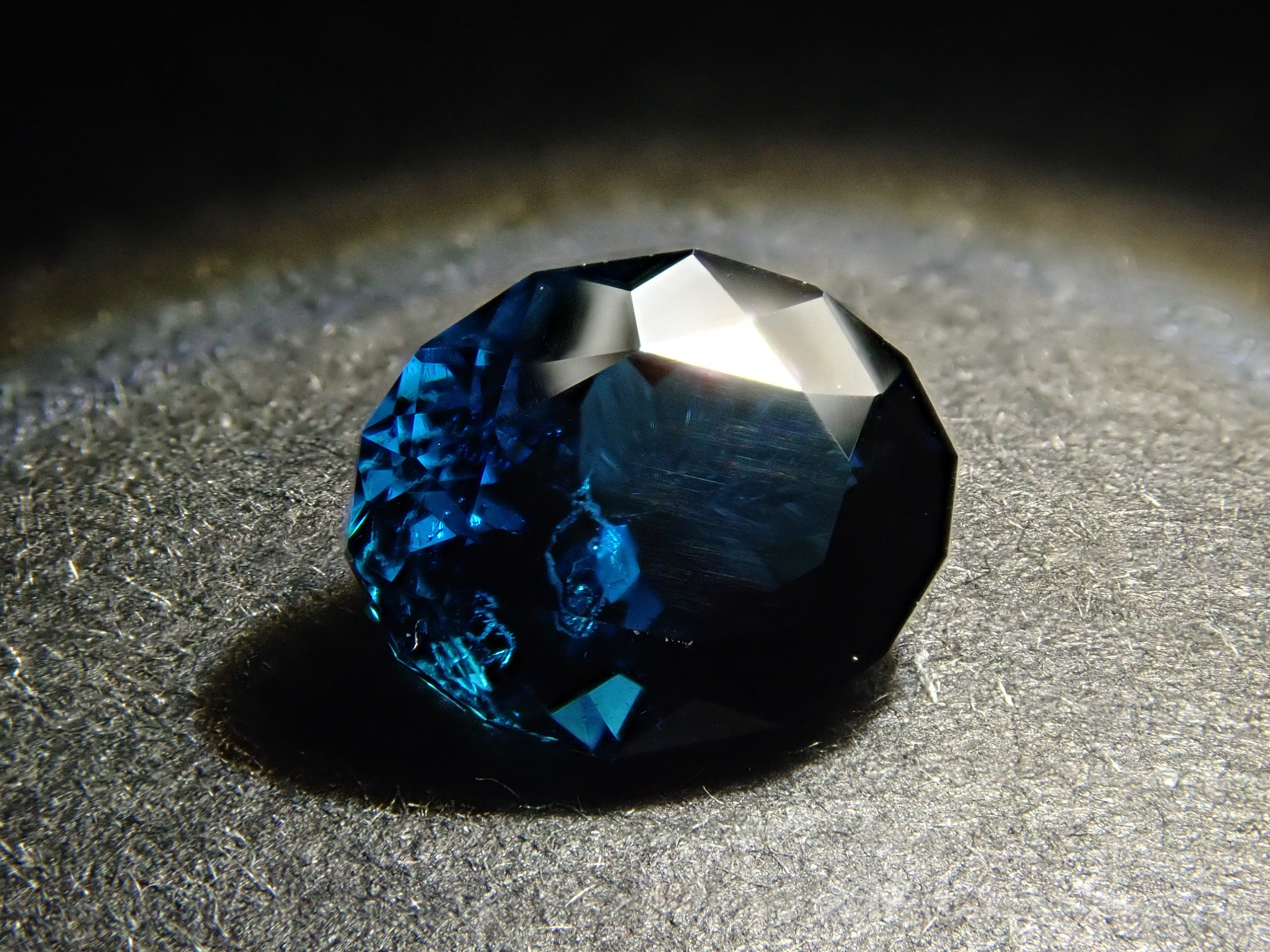 ブラジル産インディゴライトトルマリン 0.724ctルース 鑑別書