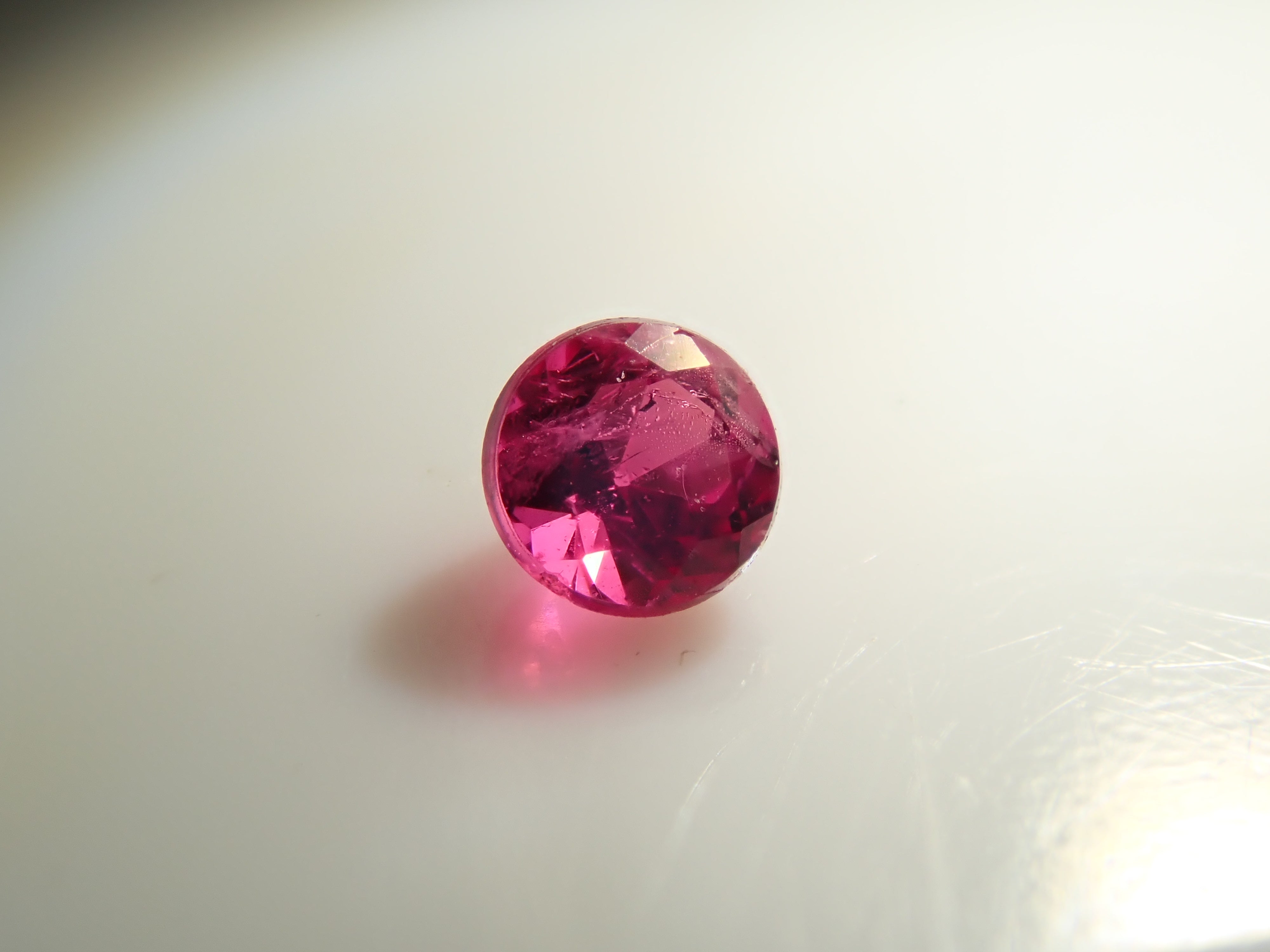 アメリカ産レッドベリル 0.045ctルース