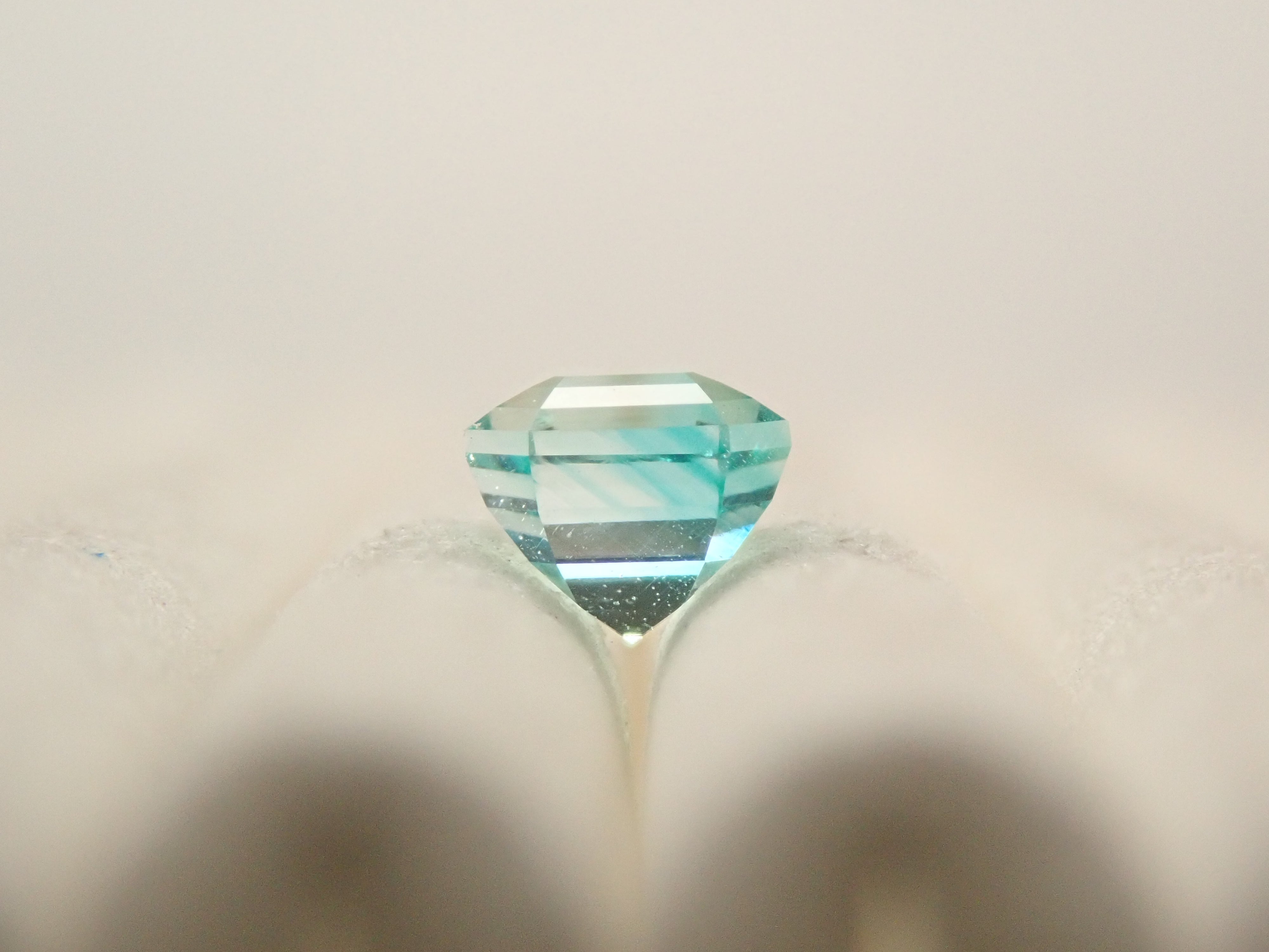 【11/29 22時販売】オーストラリア産エメラルド 0.320ctルース