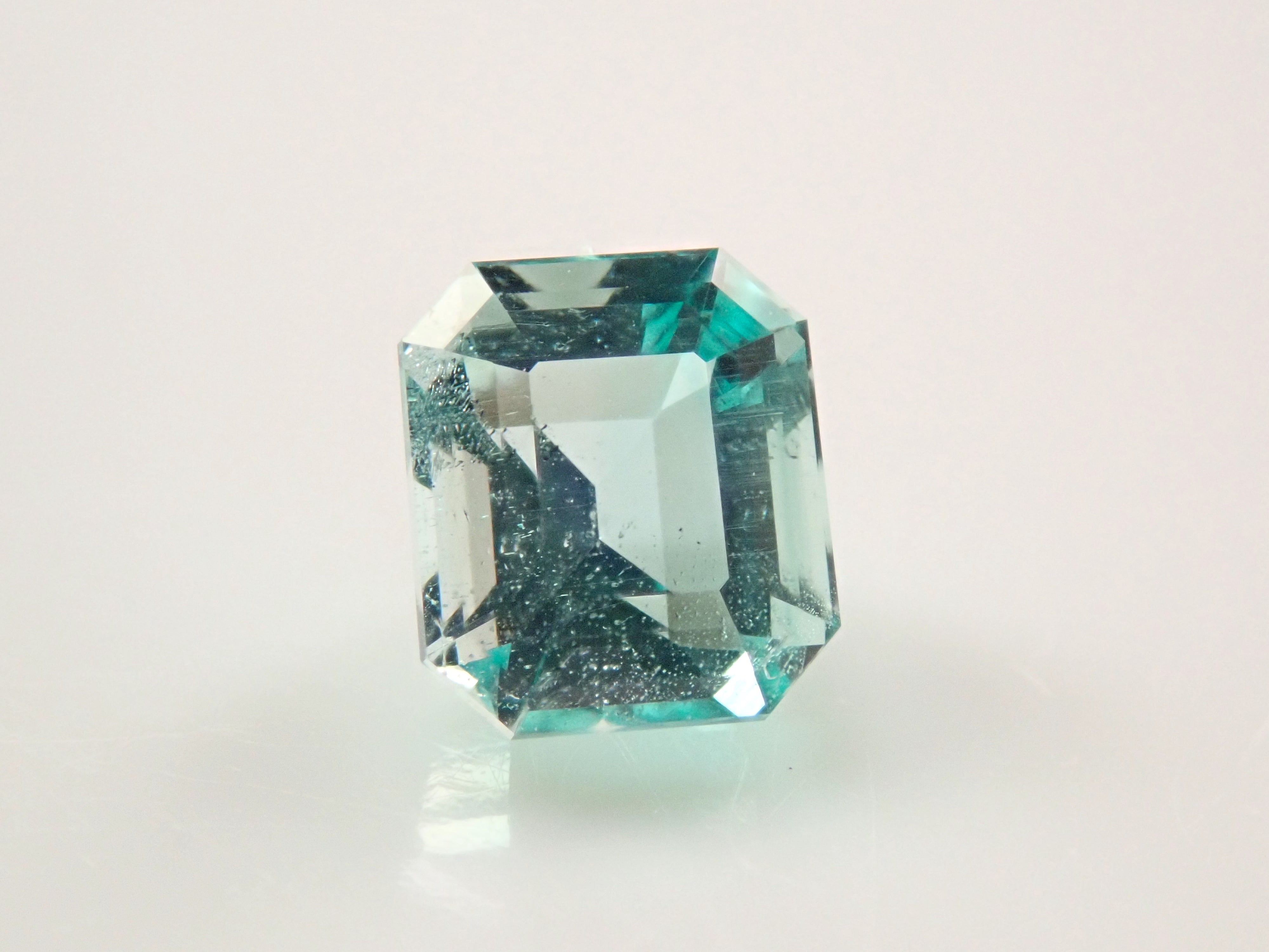 【11/29 22時販売】オーストラリア産エメラルド 0.320ctルース