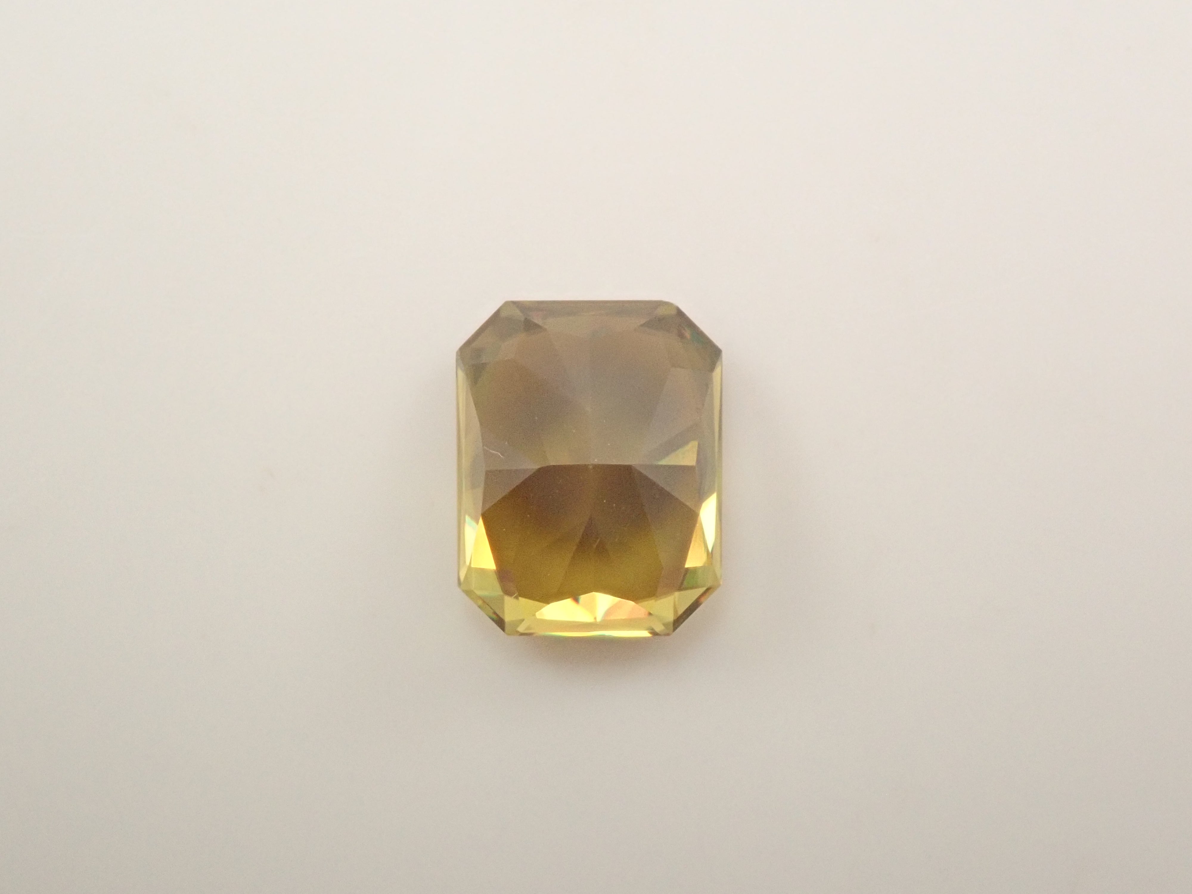 マダガスカル産スフェーン 1.864ctルース